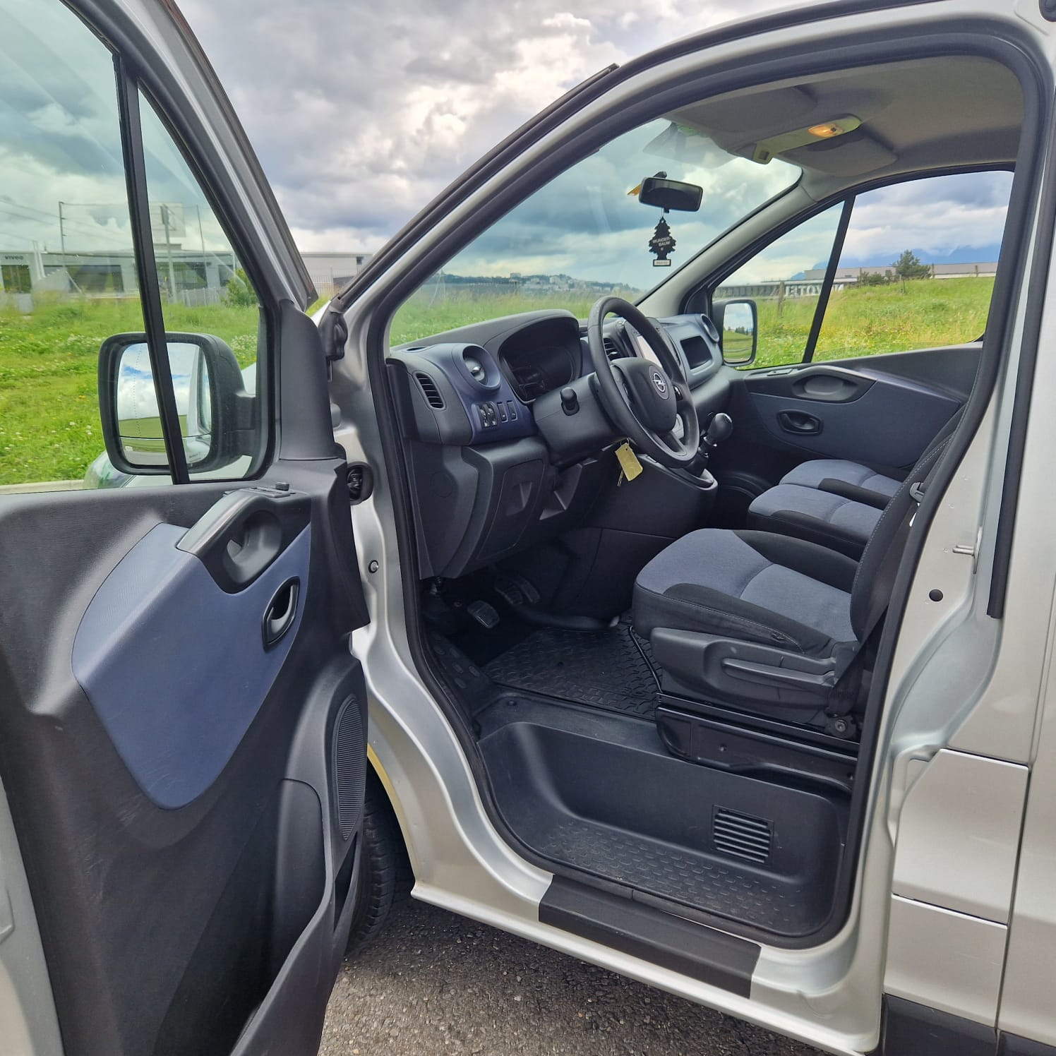 OPEL Vivaro 1.6 BiTurbo CDTI ecoFLEX 2.9t L2H1-image-23