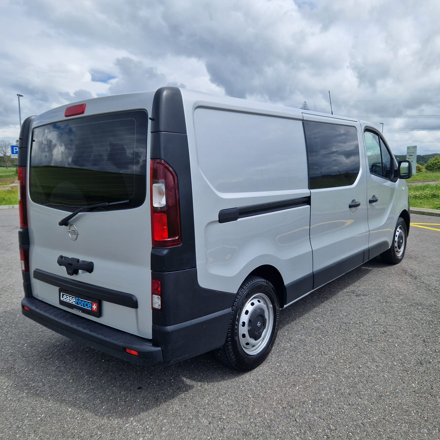 OPEL Vivaro 1.6 BiTurbo CDTI ecoFLEX 2.9t L2H1-image-14