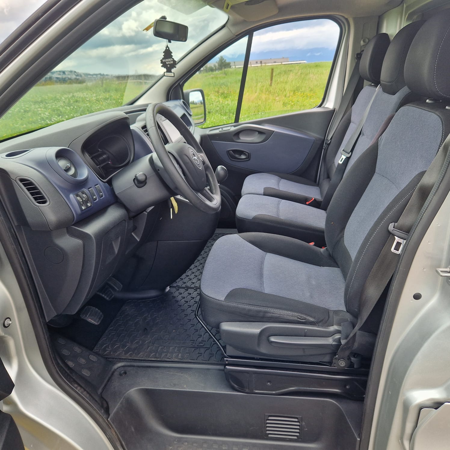 OPEL Vivaro 1.6 BiTurbo CDTI ecoFLEX 2.9t L2H1-image-2