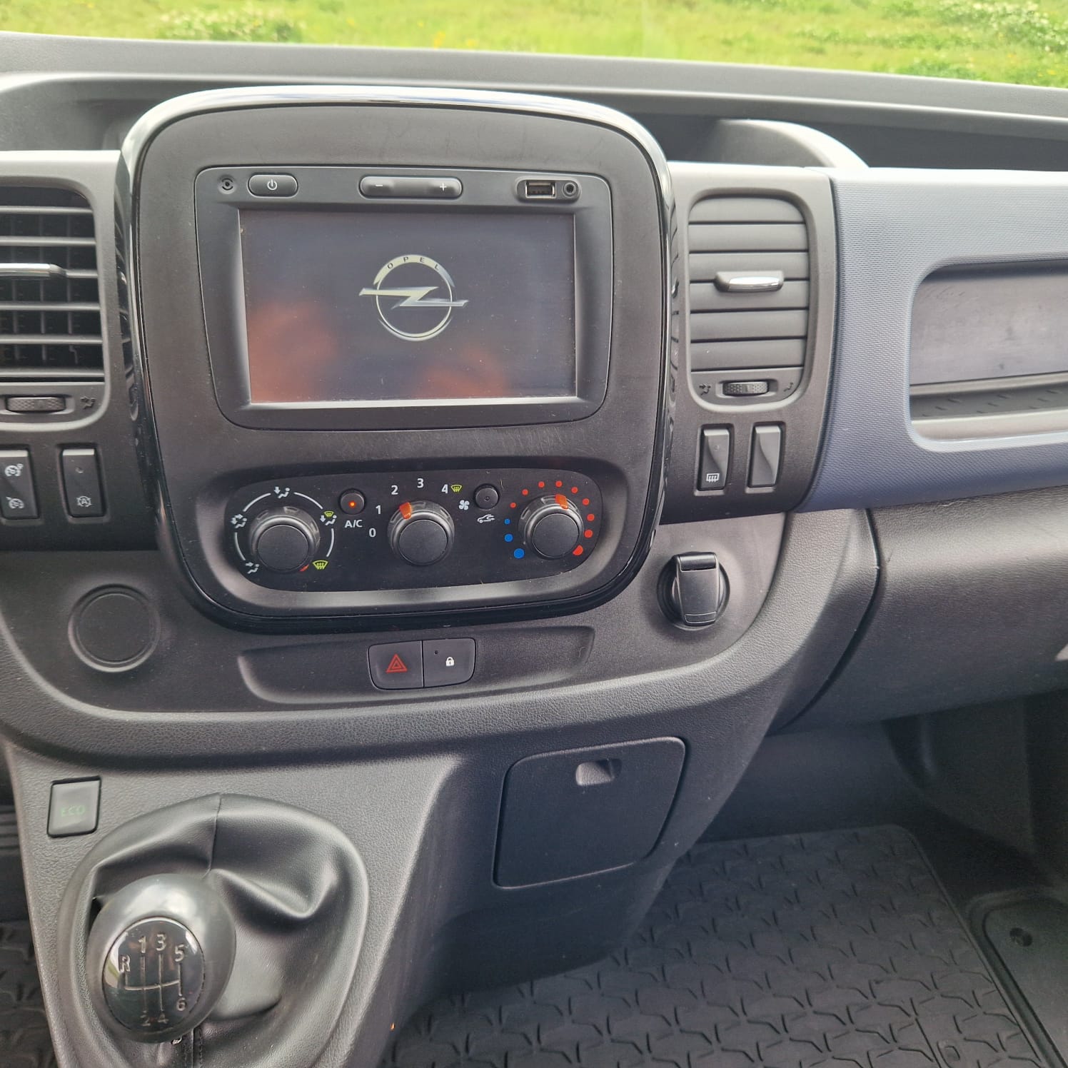 OPEL Vivaro 1.6 BiTurbo CDTI ecoFLEX 2.9t L2H1-image-27