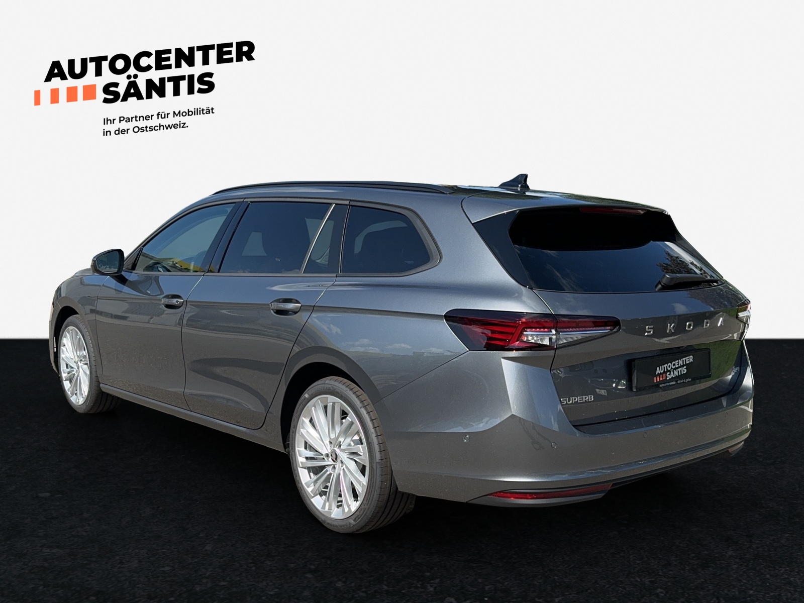 SKODA Superb Combi 2.0 TDi Selection 4x4 DSG-image-3