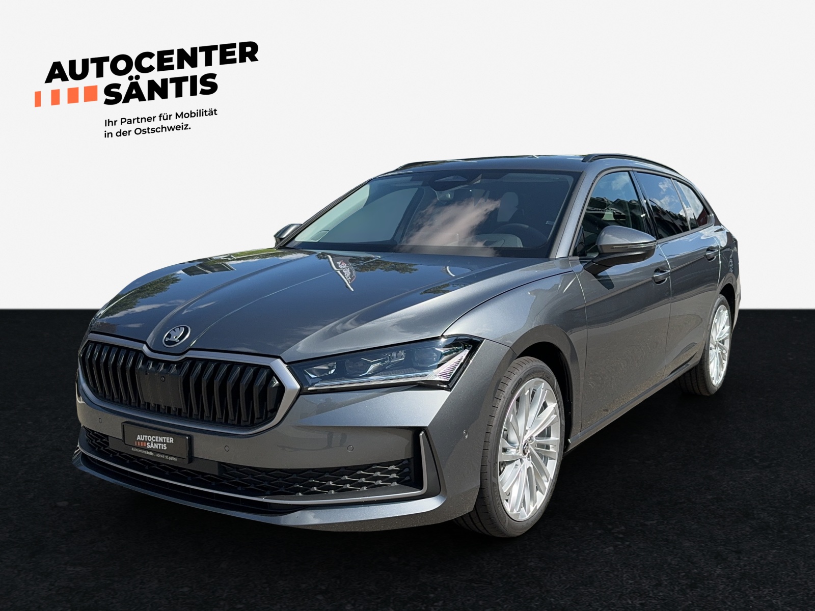 SKODA Superb Combi 2.0 TDi Selection 4x4 DSG-image-0