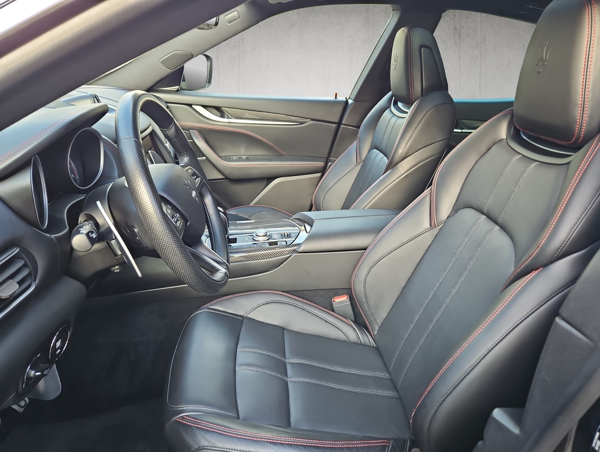 MASERATI Levante S 3.0 V6 GranSport-image-8