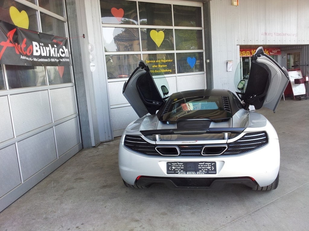 McLAREN MP4-12C Coupé 3.8 V8 SSG-image-3