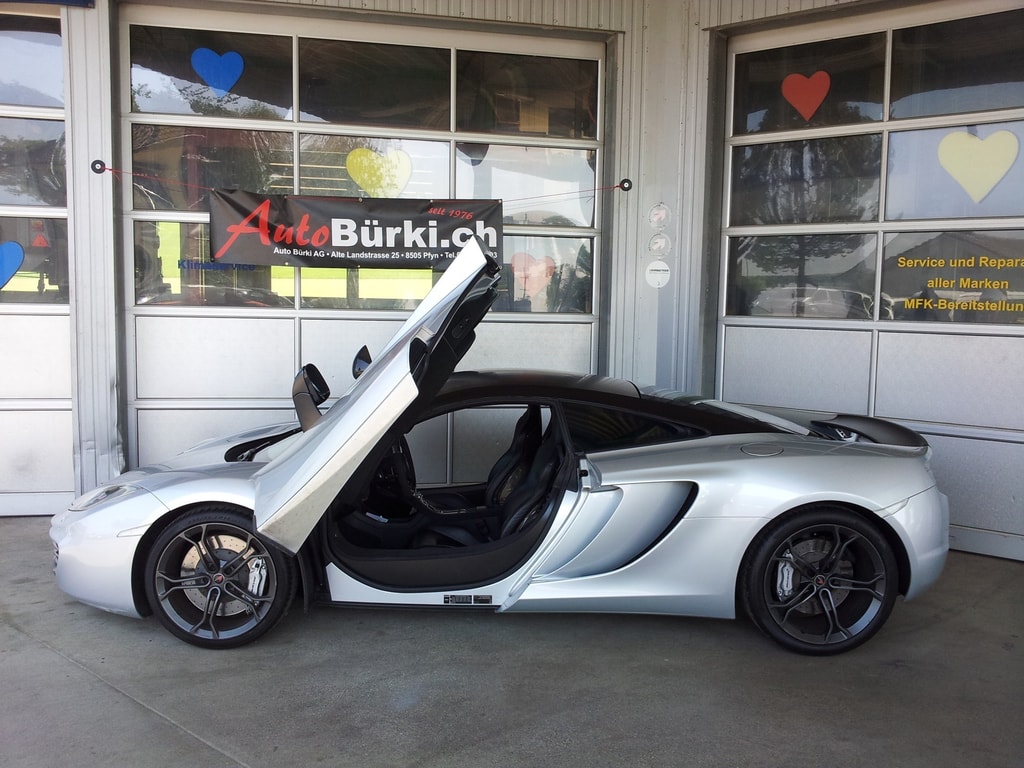 McLAREN MP4-12C Coupé 3.8 V8 SSG-image-1