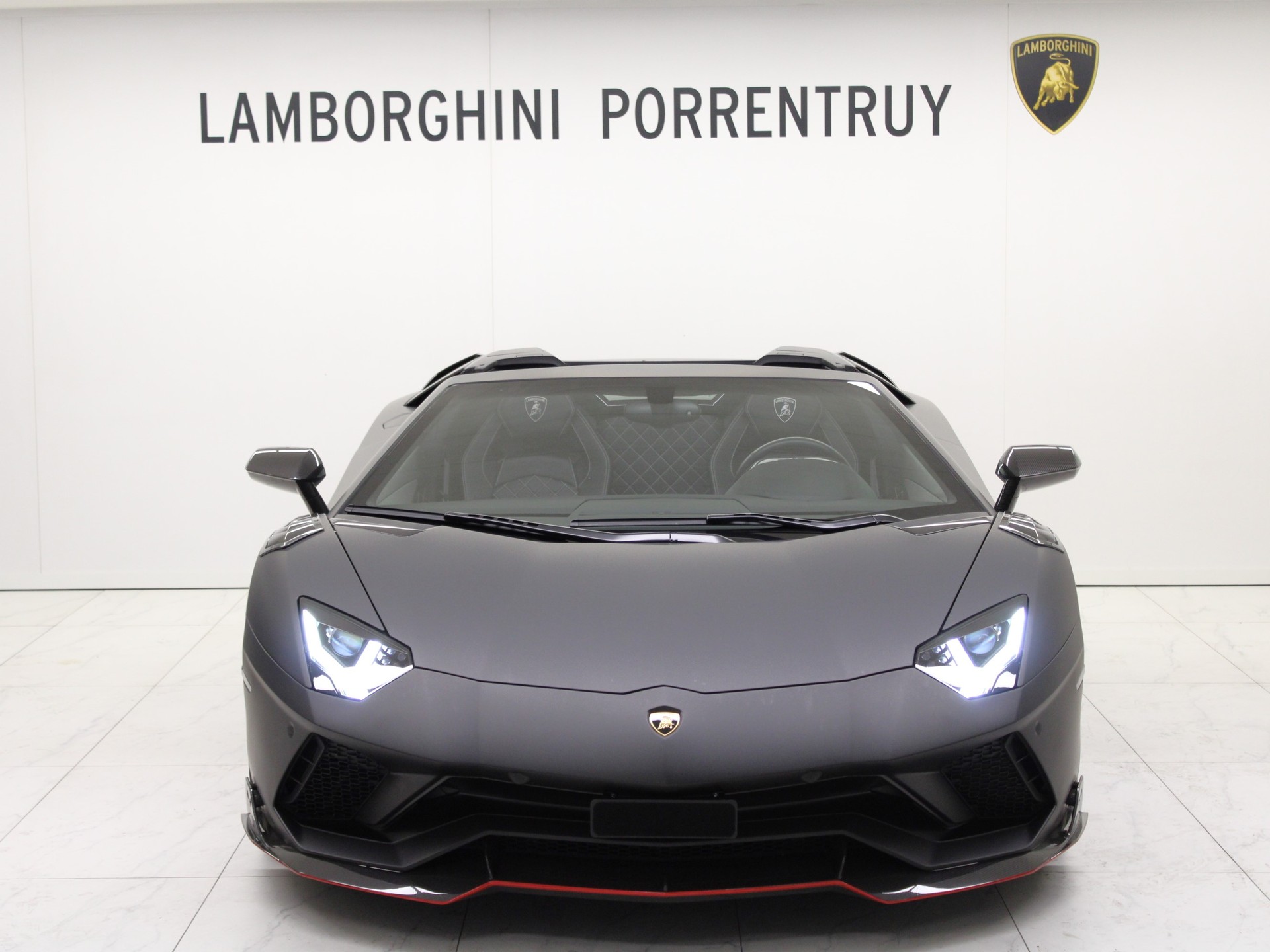 LAMBORGHINI Aventador S LP740-4 Roadster E-Gear-image-4