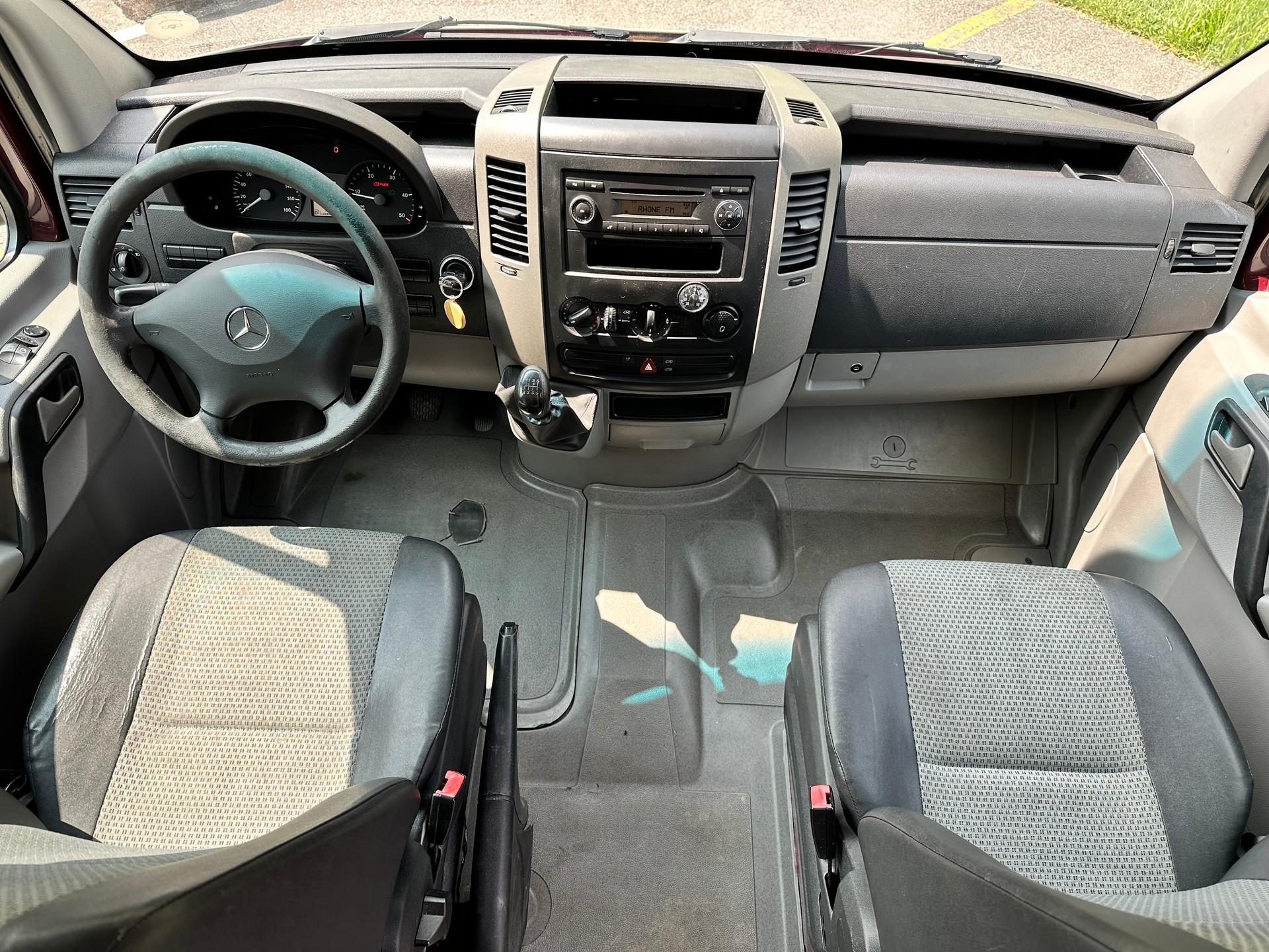 MERCEDES-BENZ SPRINTER 211 CDi-image-24