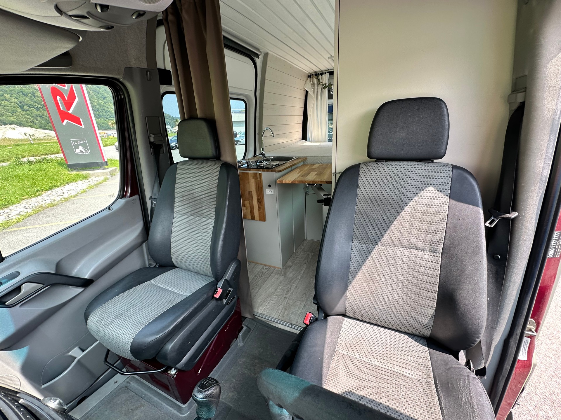 MERCEDES-BENZ SPRINTER 211 CDi-image-21