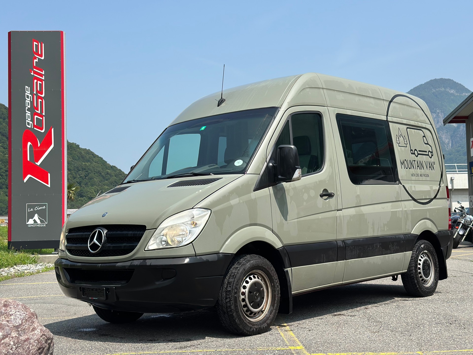 MERCEDES-BENZ SPRINTER 211 CDi-image-1