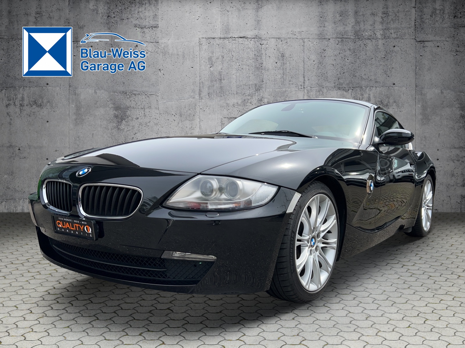 BMW Z4 3.0si Coupé-image-0