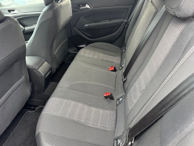 PEUGEOT 308 1.2 THP Allure Automatic-image-5