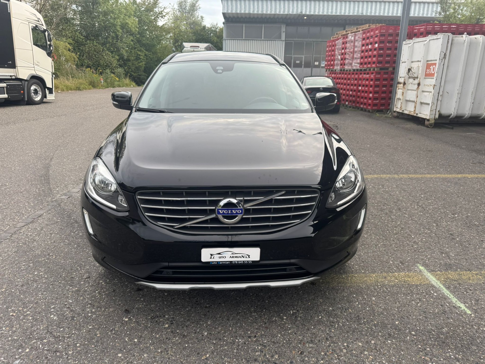 VOLVO XC60 D4 Kinetic Geartronic-image-0