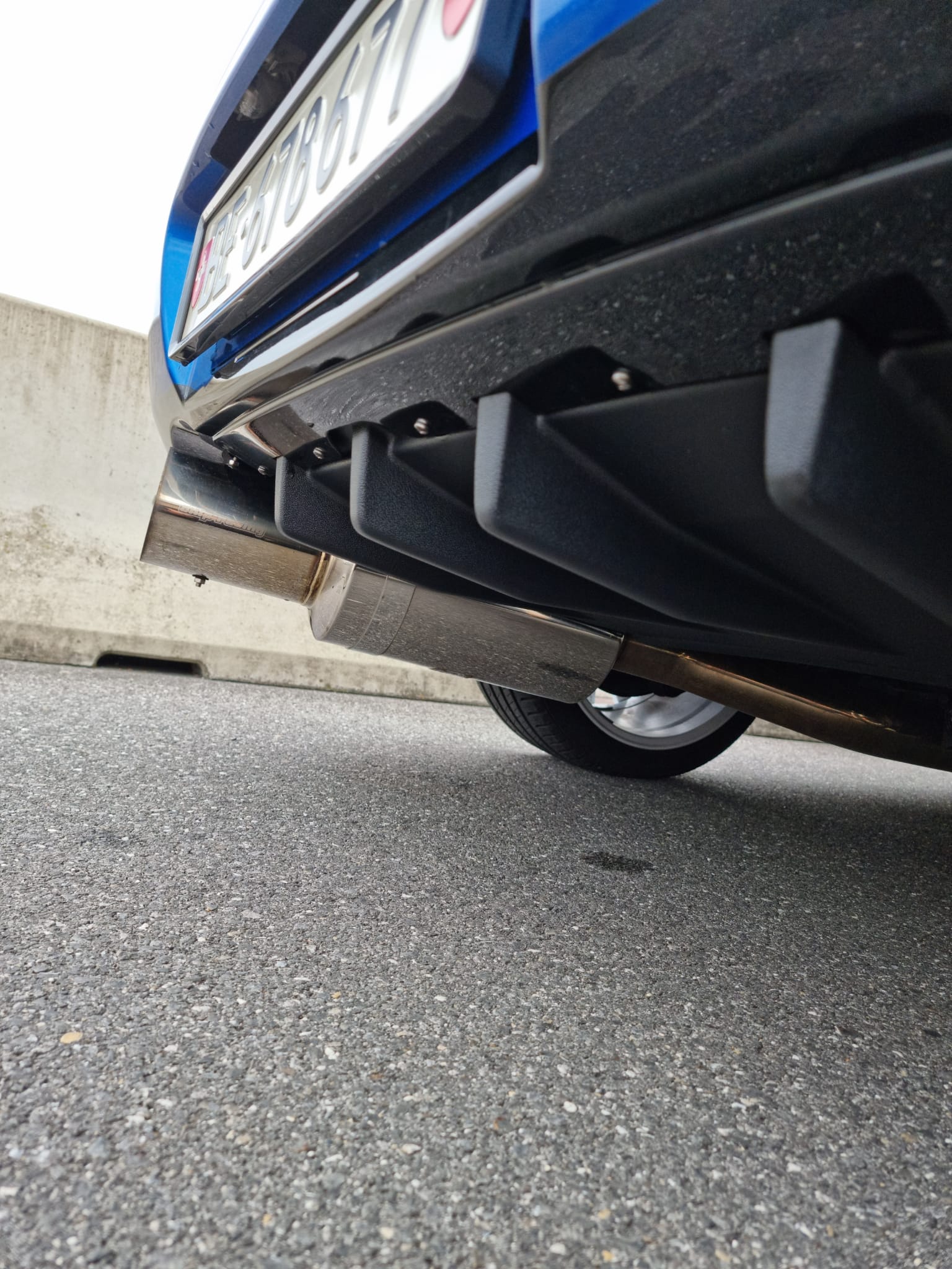 SUBARU Impreza 2.0 Turbo 4WD WRX STI-image-8