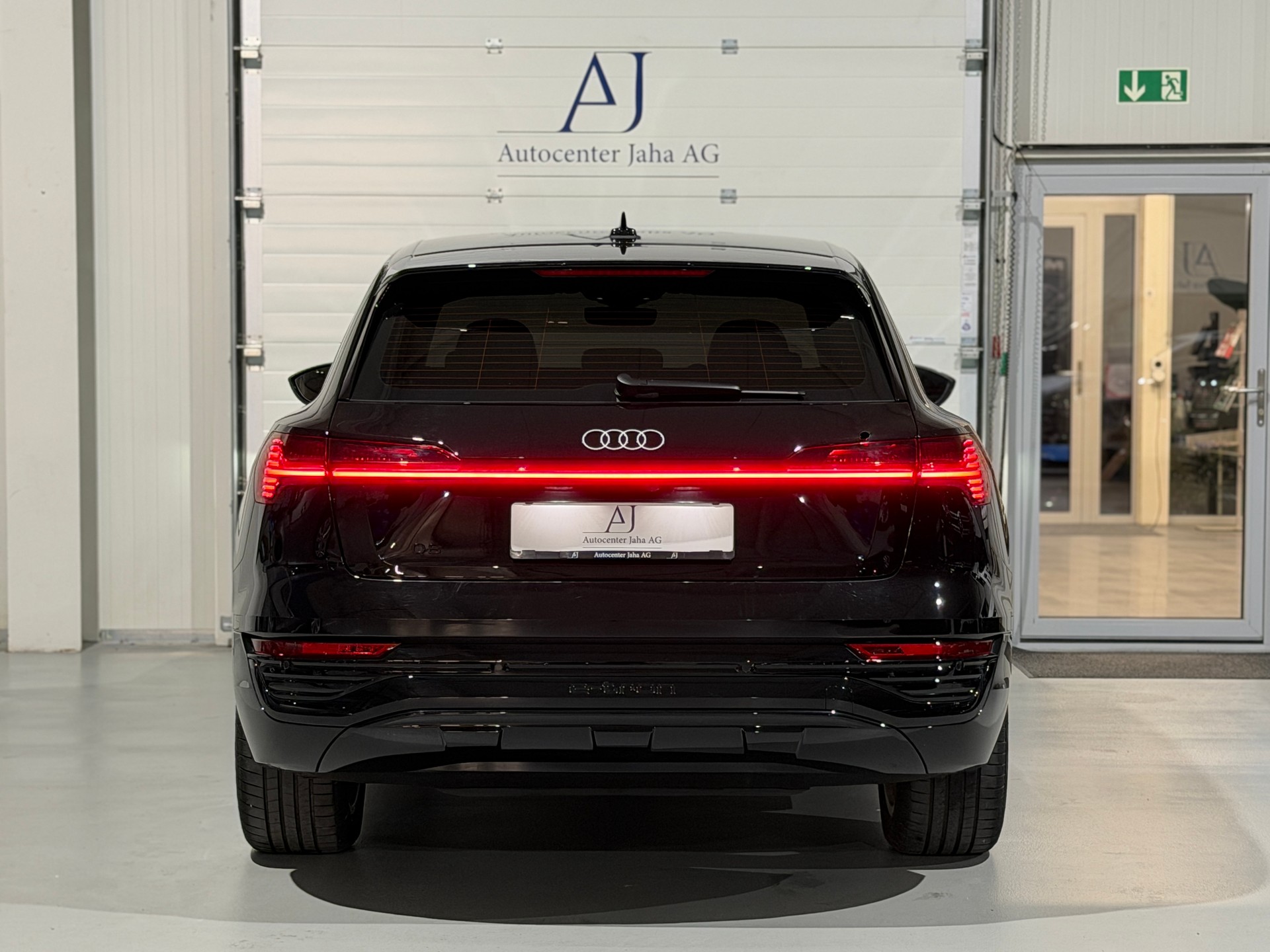 AUDI Q8 55 e-tron advanced quattro CH-Fahrzeug inkl. Werksgarantie-image-18