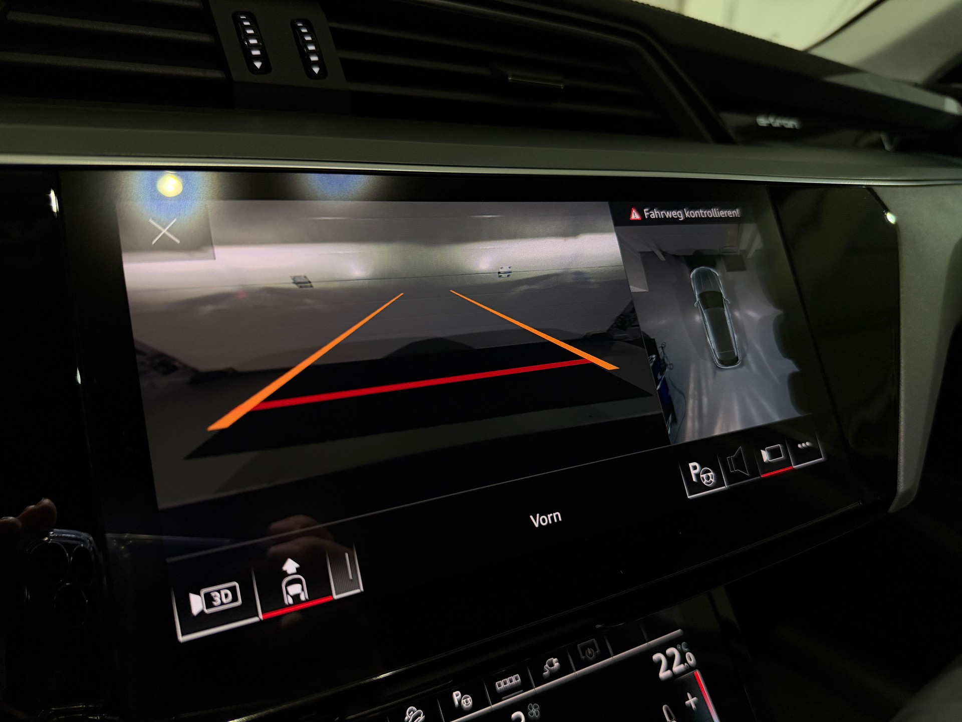AUDI Q8 55 e-tron advanced quattro CH-Fahrzeug inkl. Werksgarantie-image-9