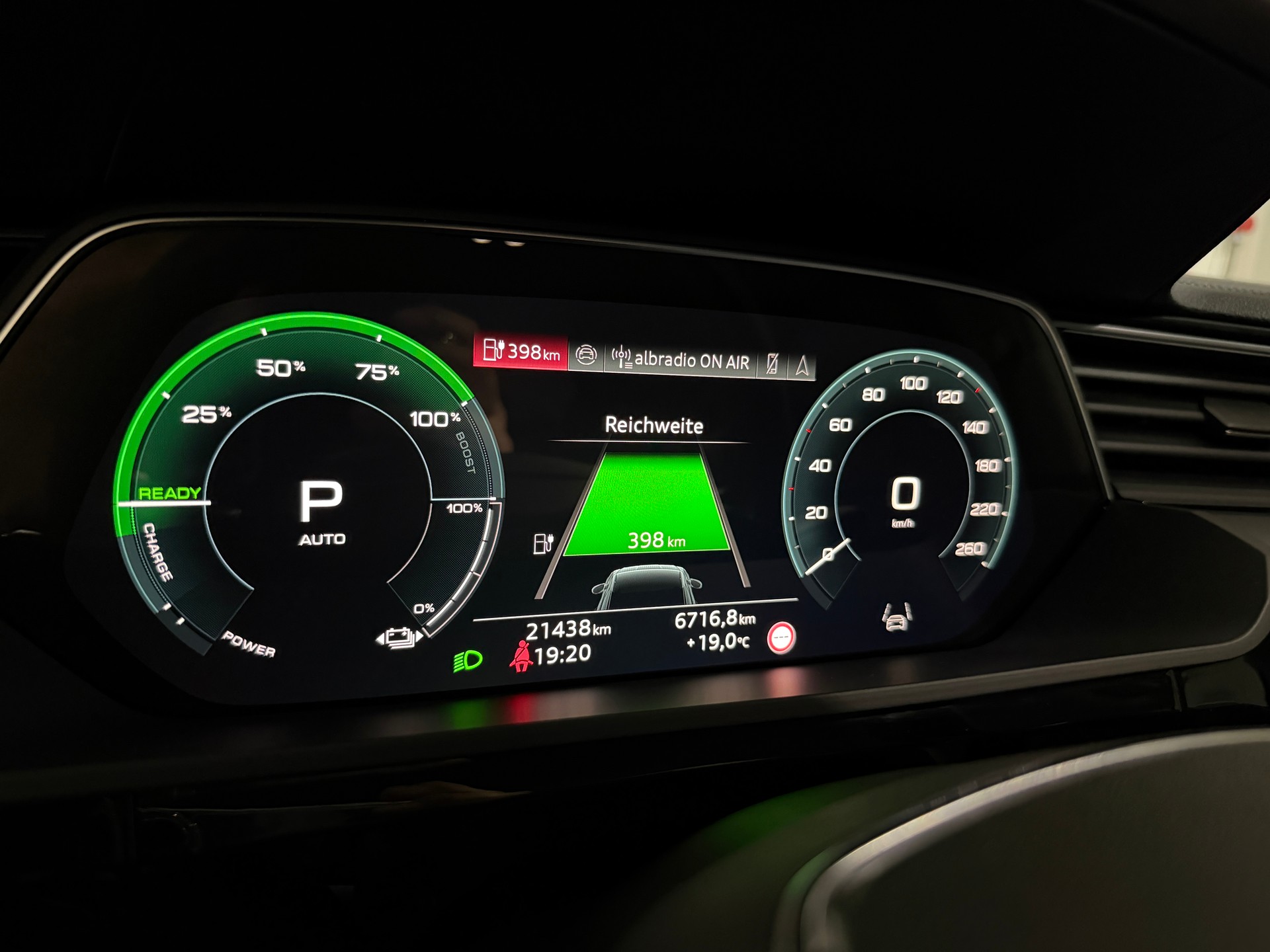 AUDI Q8 55 e-tron advanced quattro CH-Fahrzeug inkl. Werksgarantie-image-12