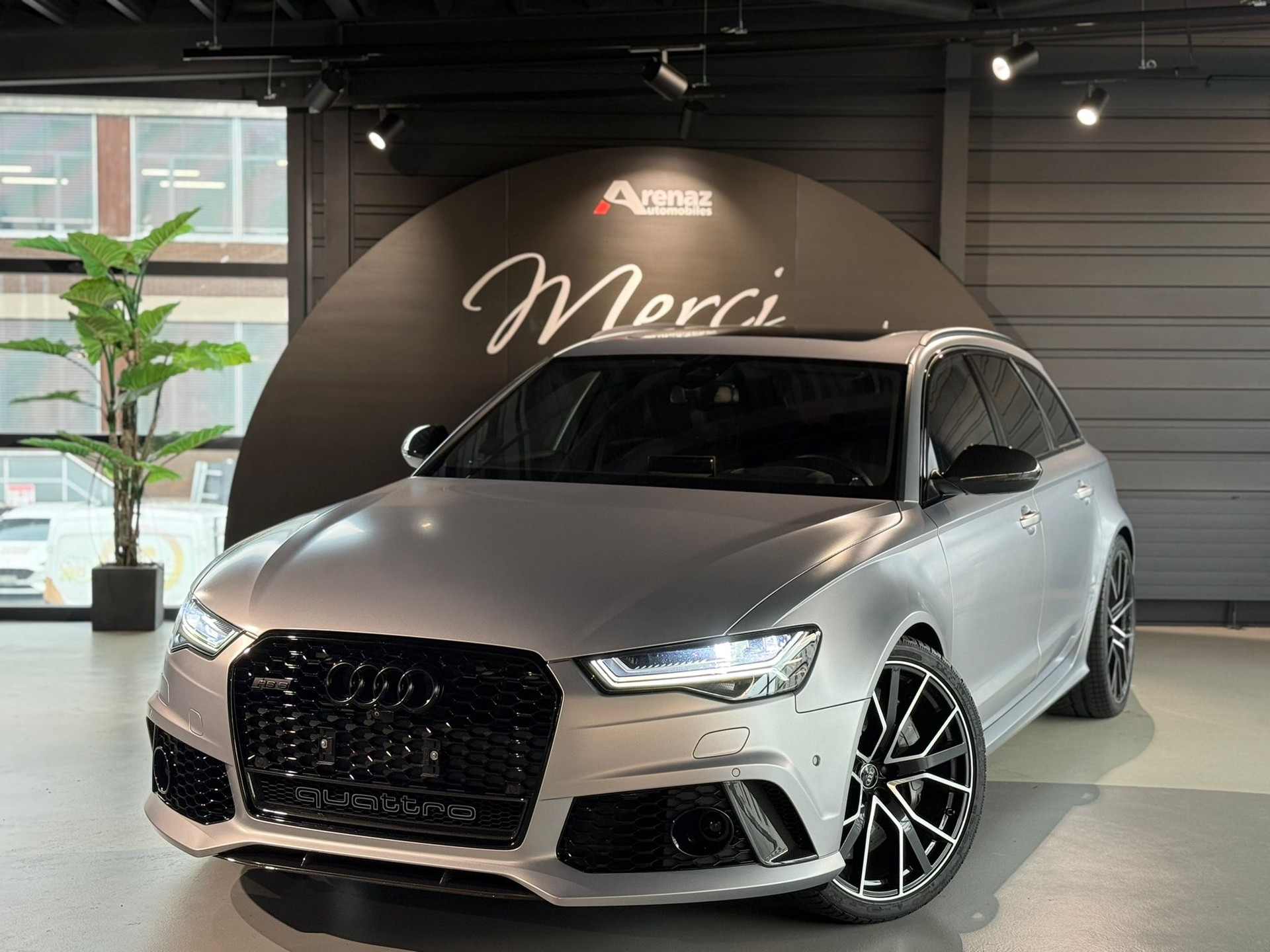 AUDI RS6 Avant 4.0 TFSI V8 performance quattro-image-0