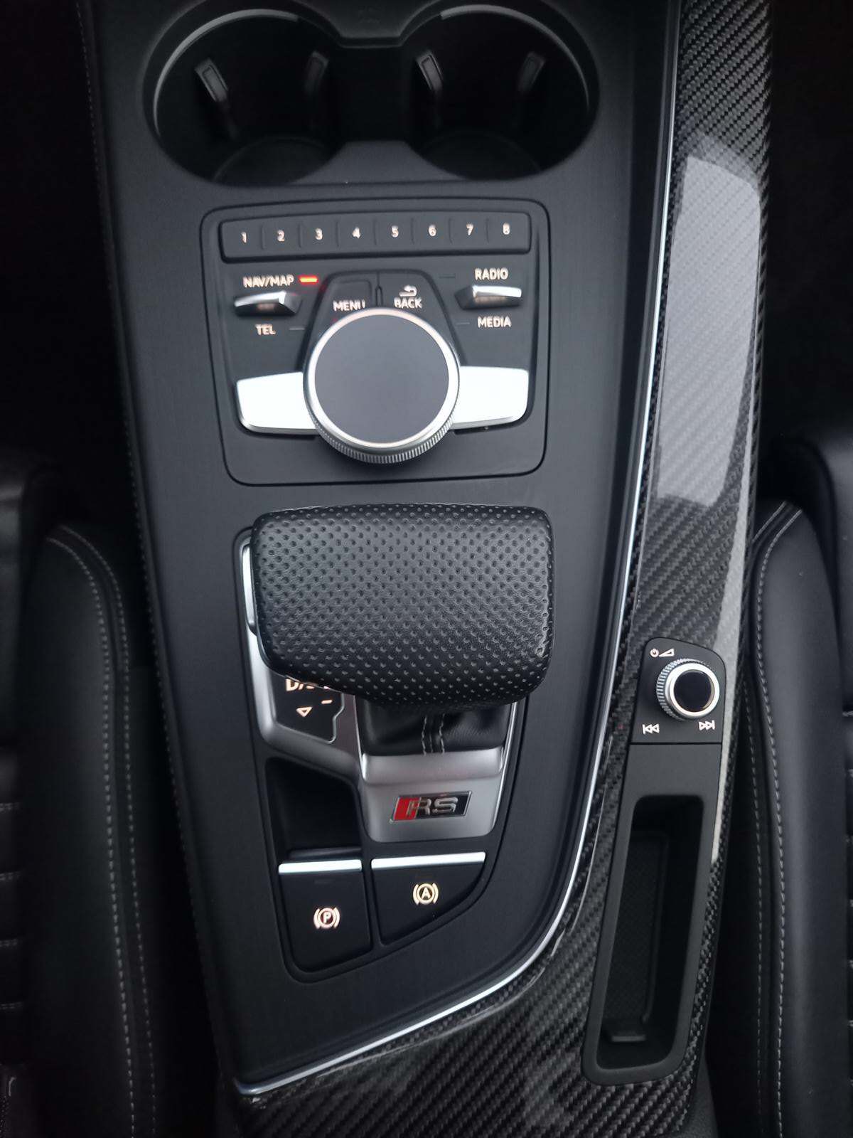 AUDI RS4 Avant 2.9 TFSI quattro tiptronic **NARDOGRAU**-image-10