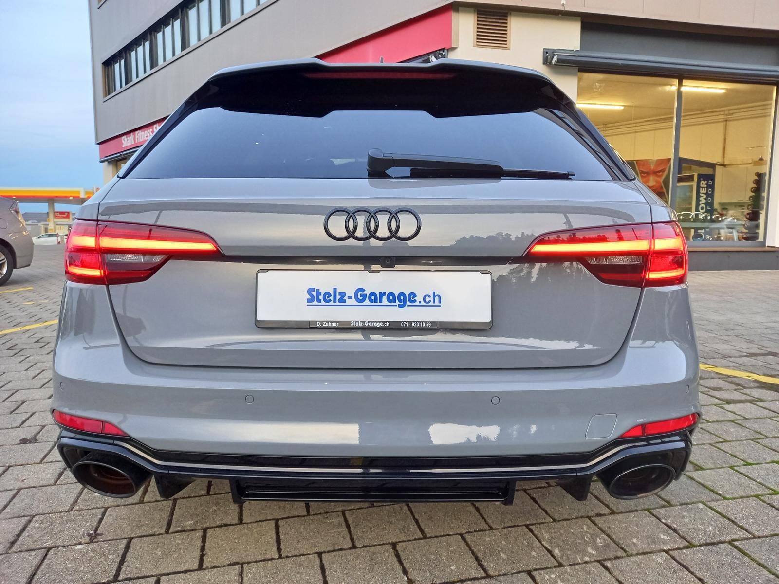 AUDI RS4 Avant 2.9 TFSI quattro tiptronic **NARDOGRAU**-image-3