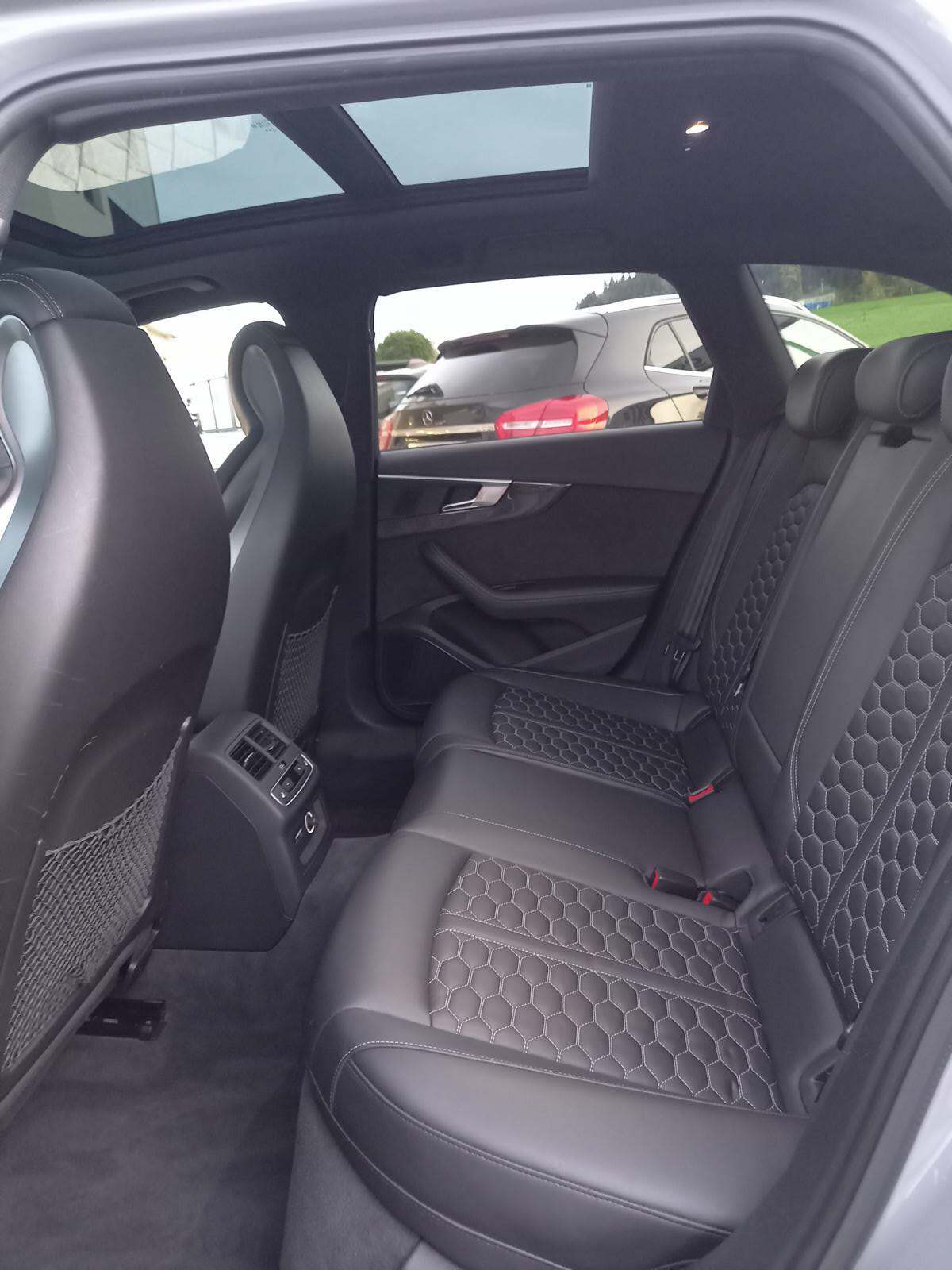AUDI RS4 Avant 2.9 TFSI quattro tiptronic **NARDOGRAU**-image-16