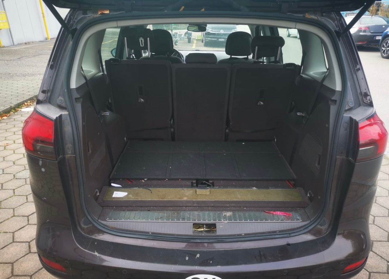 OPEL Zafira Tourer 1.4i 16V Cosmo-image-5