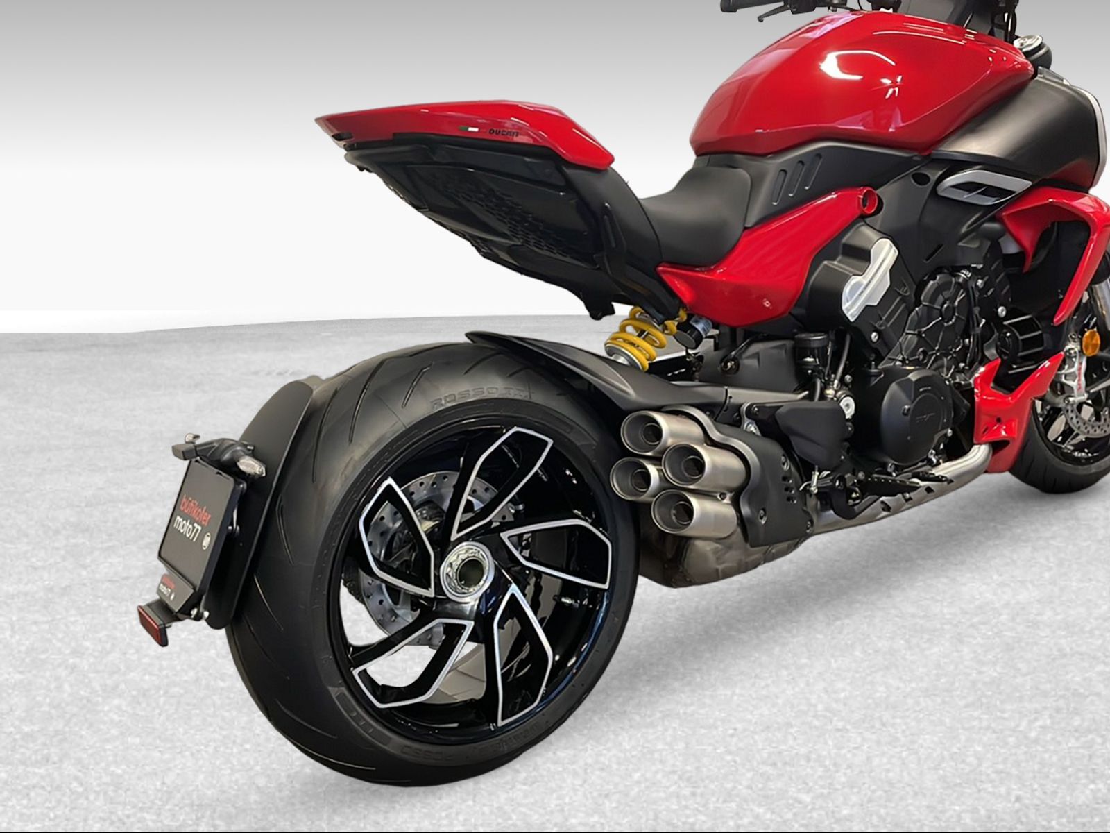 DUCATI 1160 Diavel V4 ABS-image-10