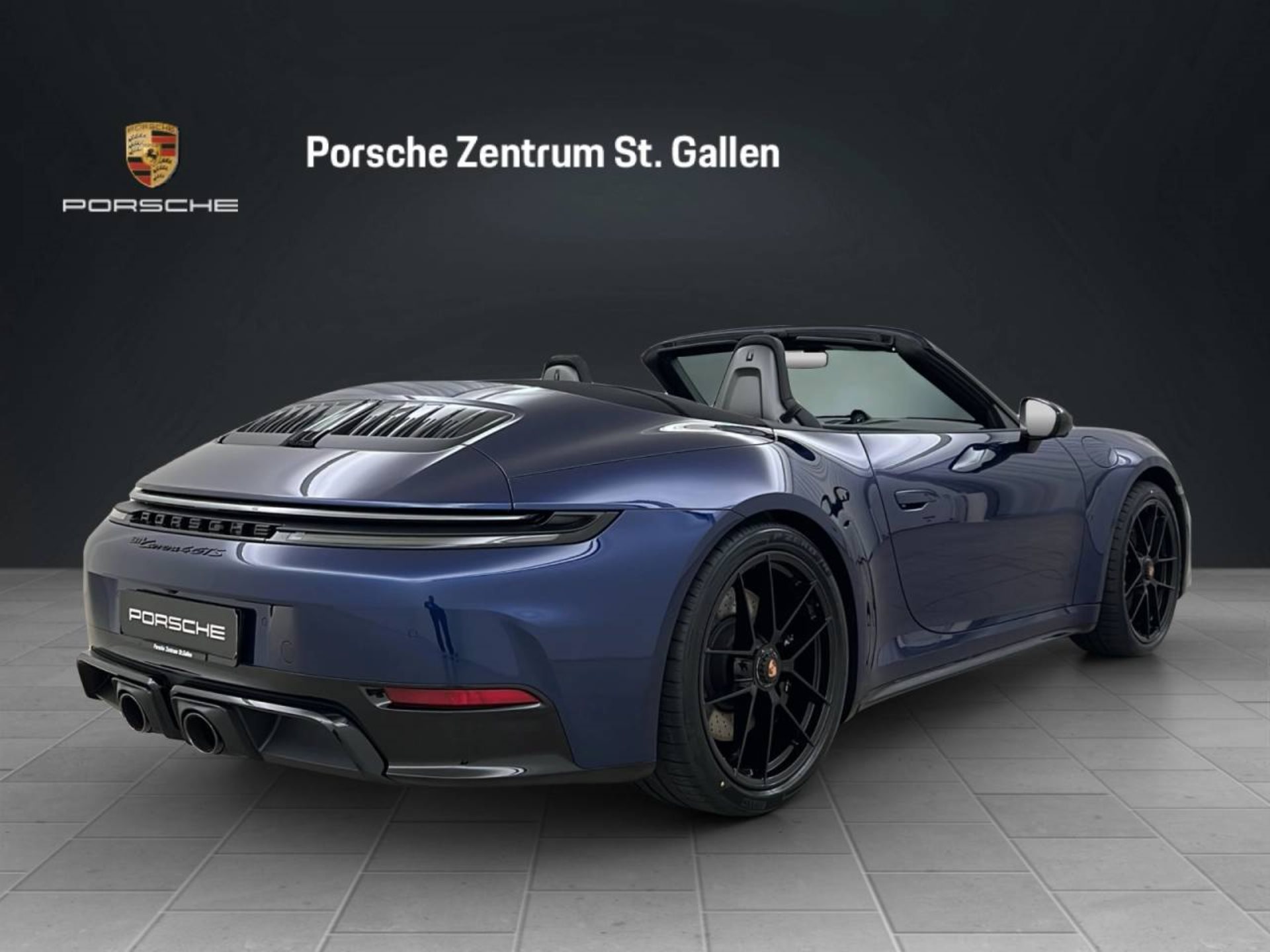 PORSCHE 911 Carrera 4 GTS Cabriolet-image-2
