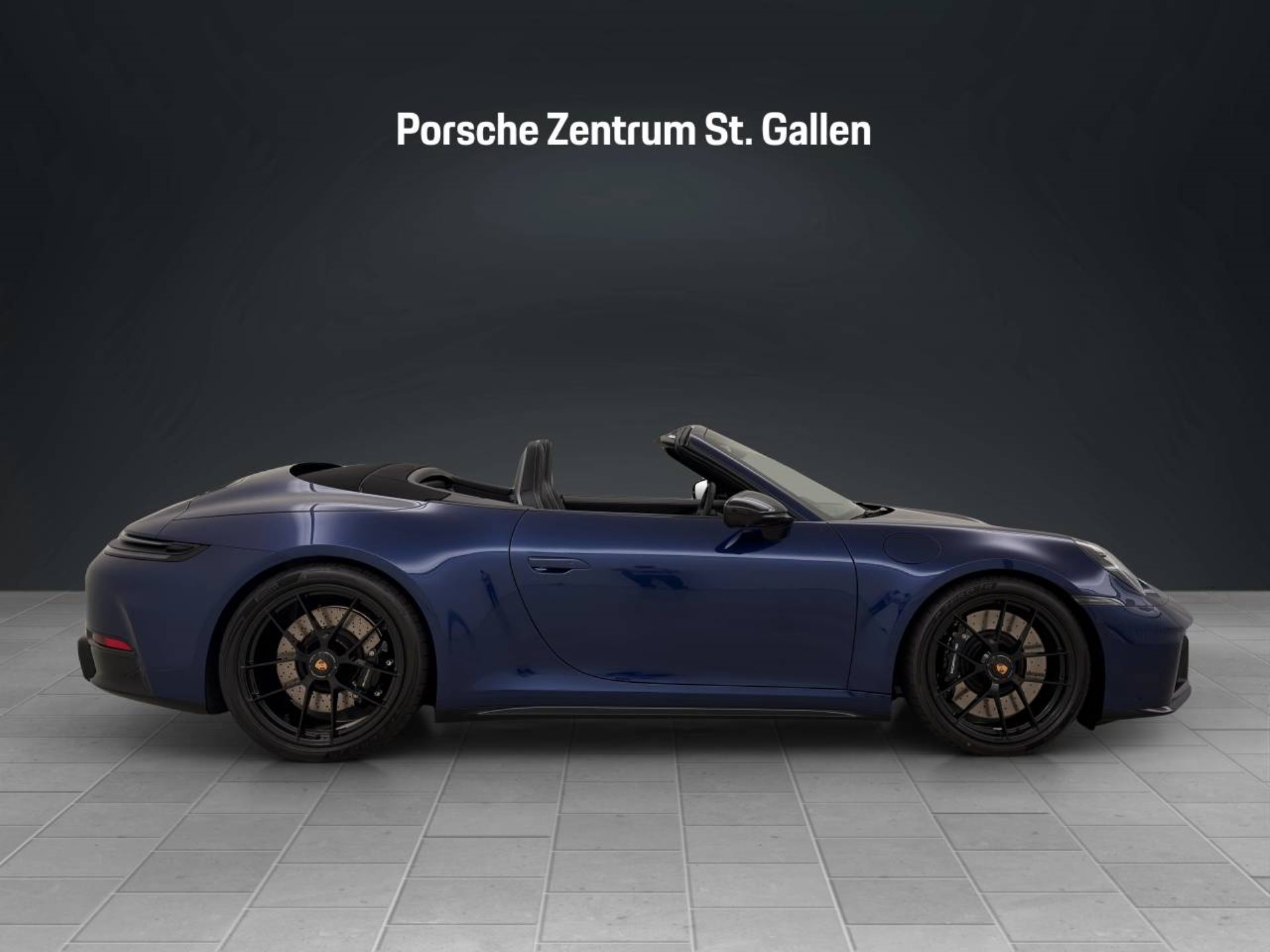 PORSCHE 911 Carrera 4 GTS Cabriolet-image-6
