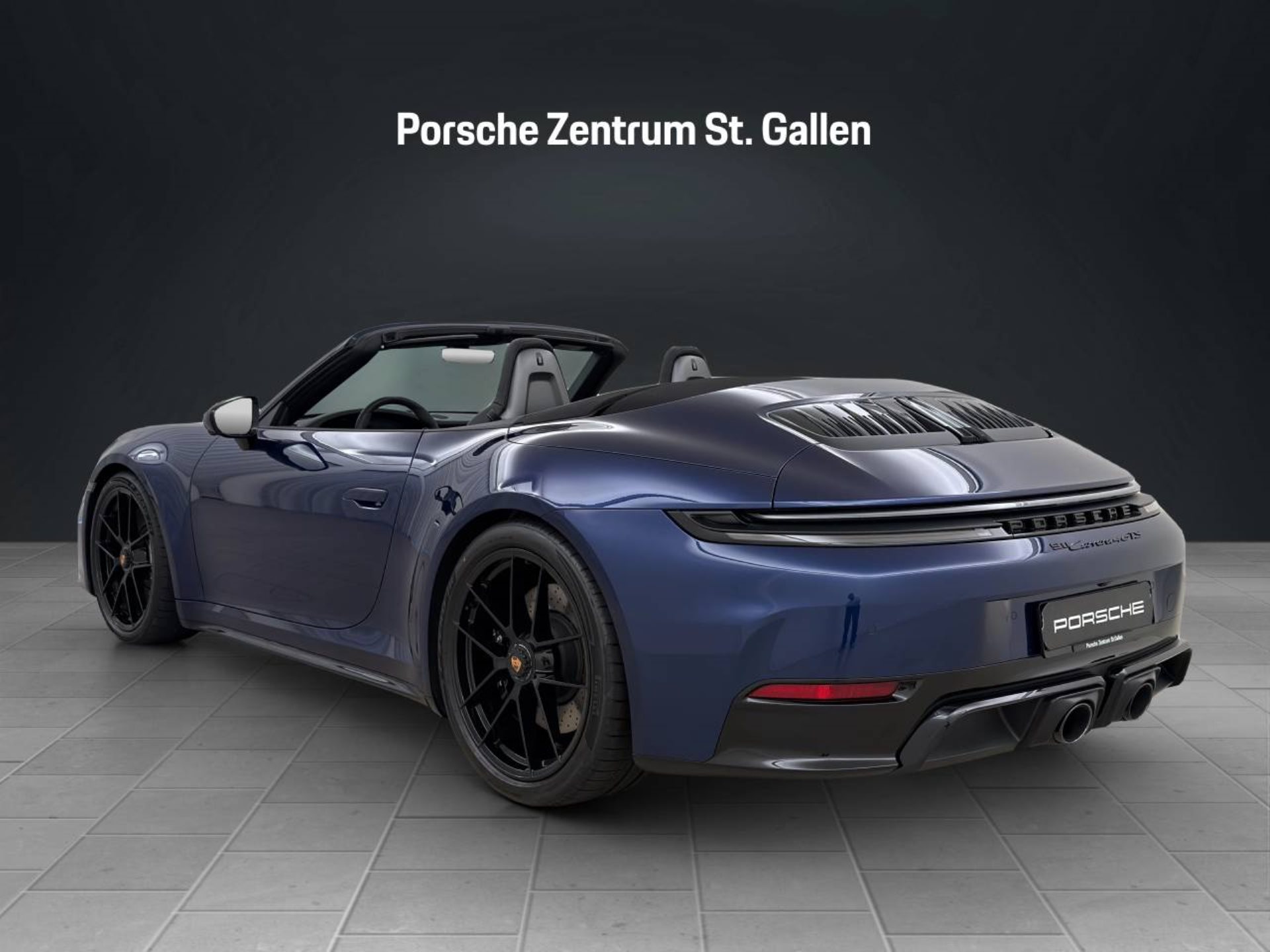 PORSCHE 911 Carrera 4 GTS Cabriolet-image-2