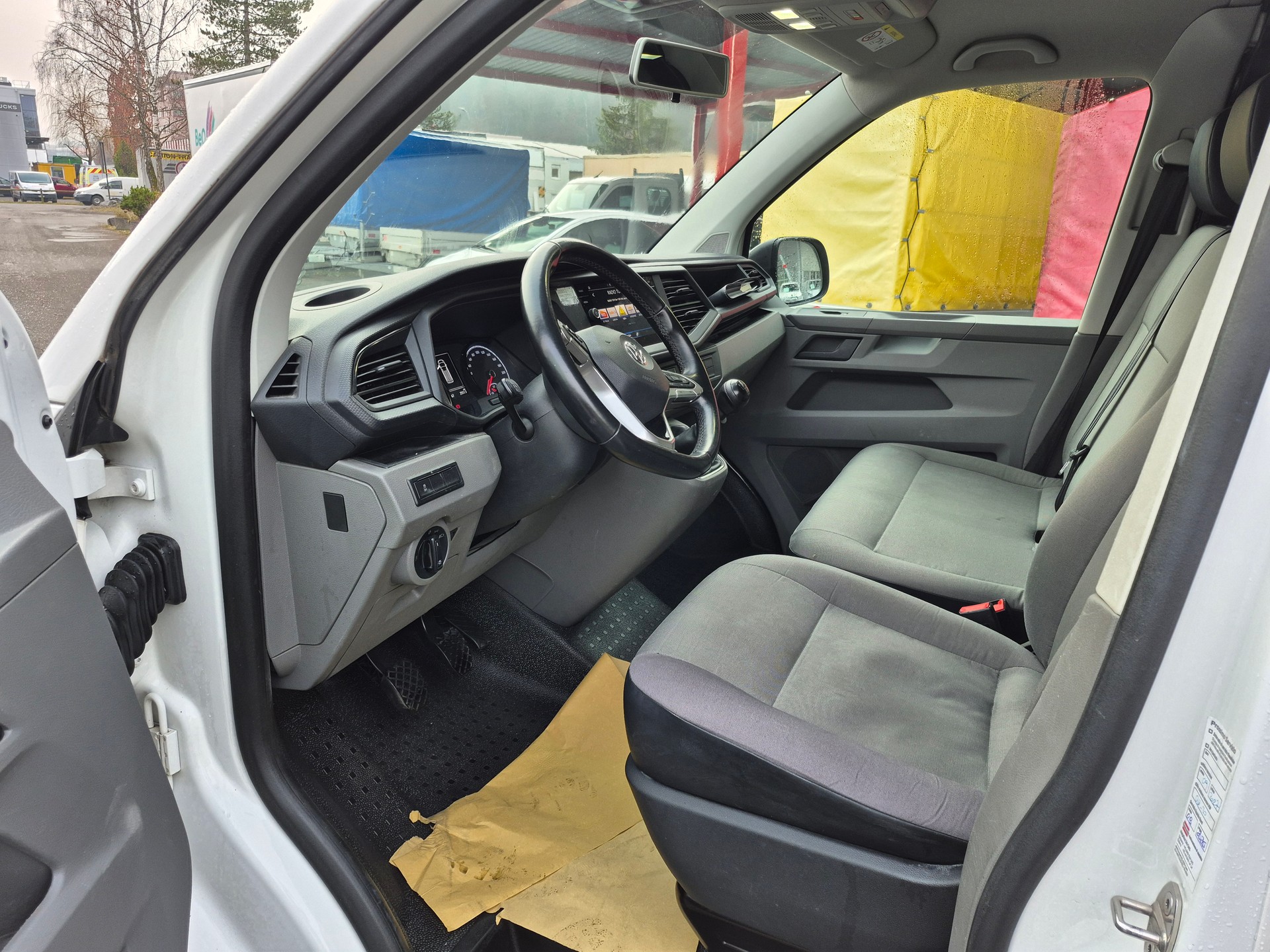 VW T6.1 2.0 TDI 4Motion-image-12