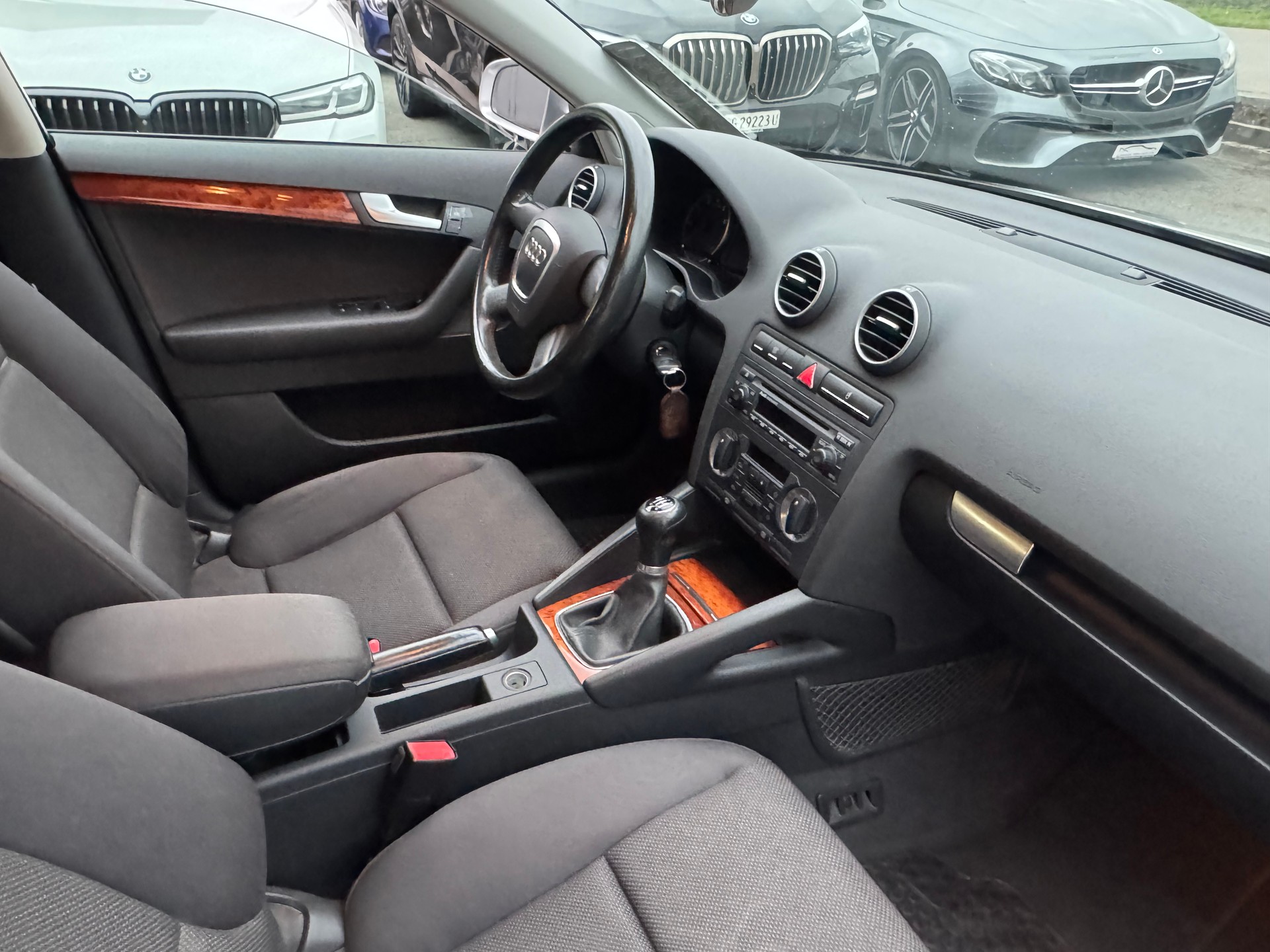 AUDI A3 Sportback 2.0 FSI Ambiente-image-13