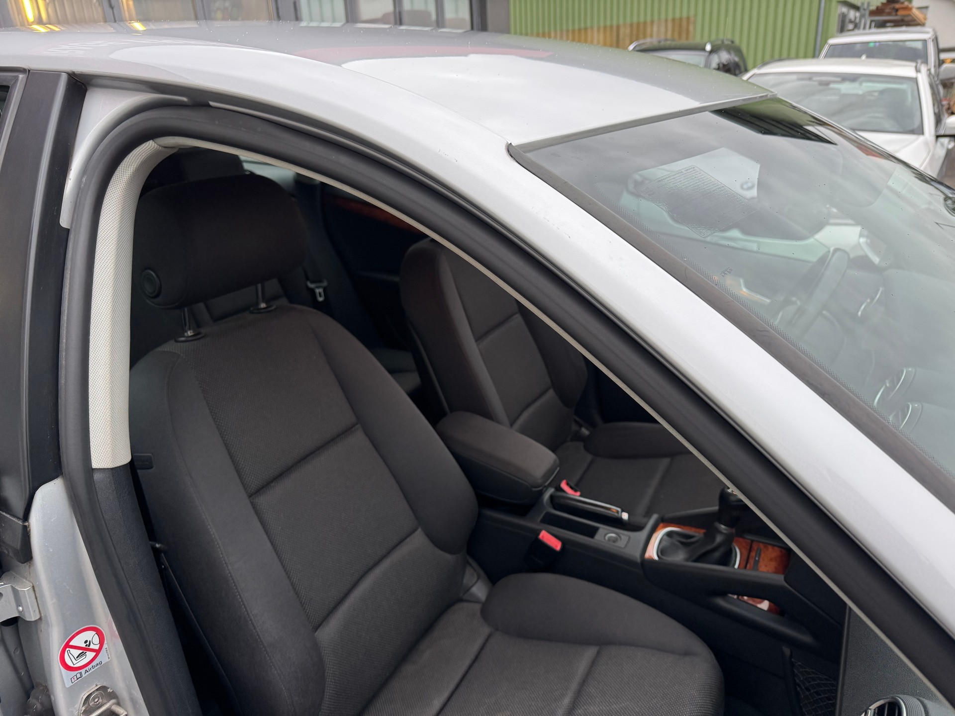 AUDI A3 Sportback 2.0 FSI Ambiente-image-15