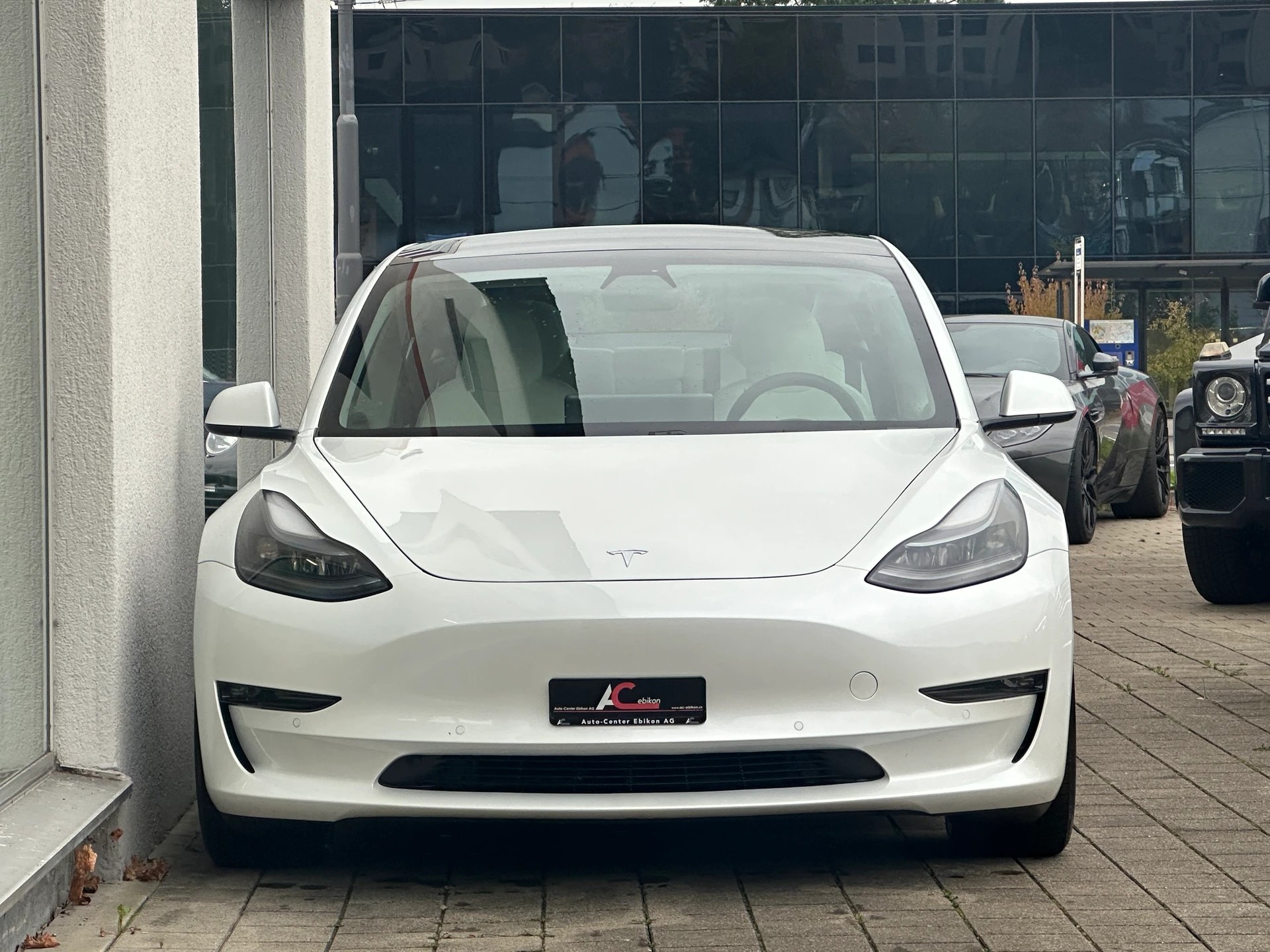 TESLA Model 3 Performance Dual Motor AWD-image-3