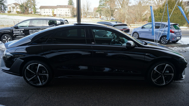 HYUNDAI Ioniq 6 84kWh N Line 4WD-image-3