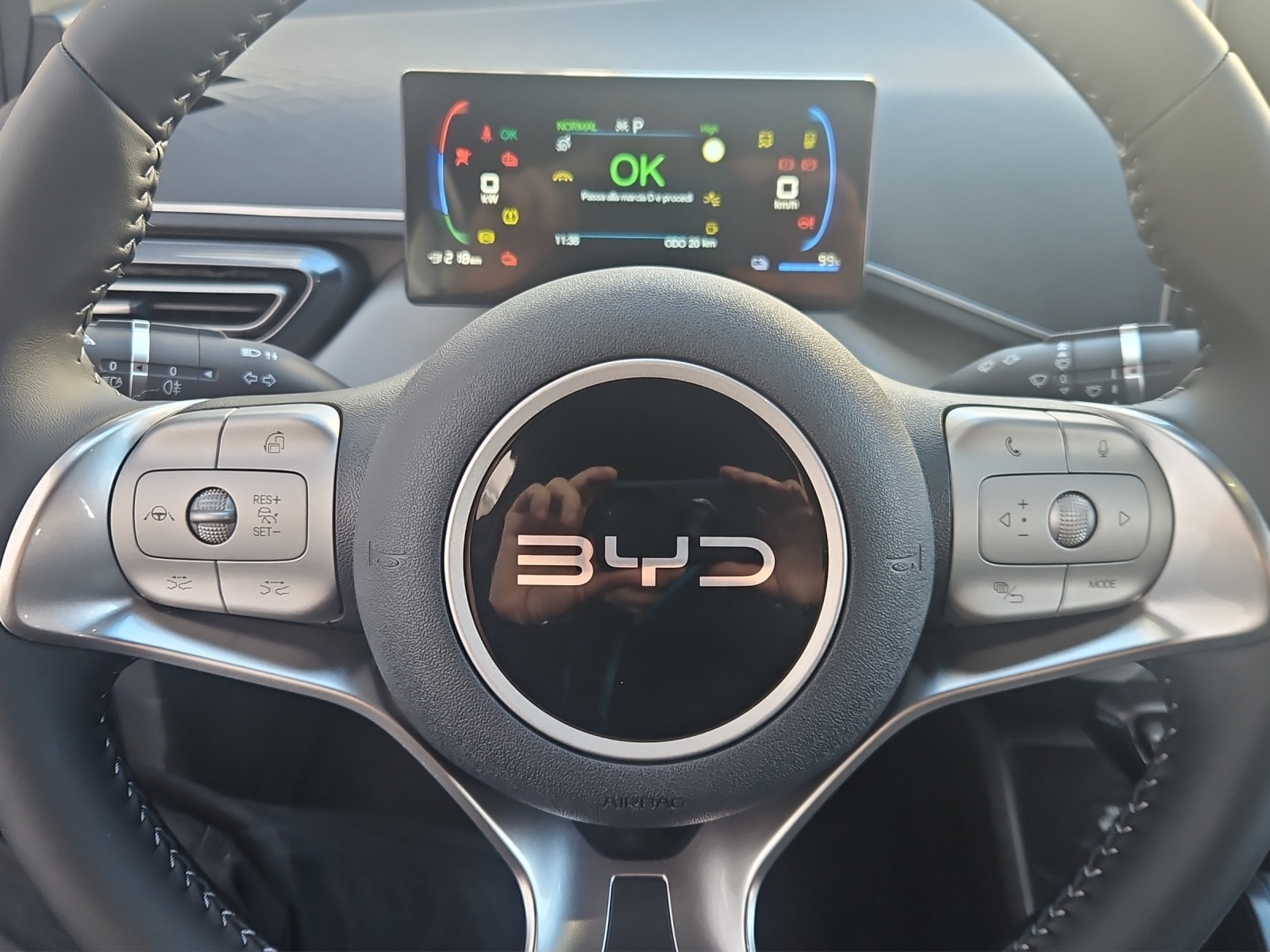 BYD Dolphin Surf 30 kWh Active-image-14