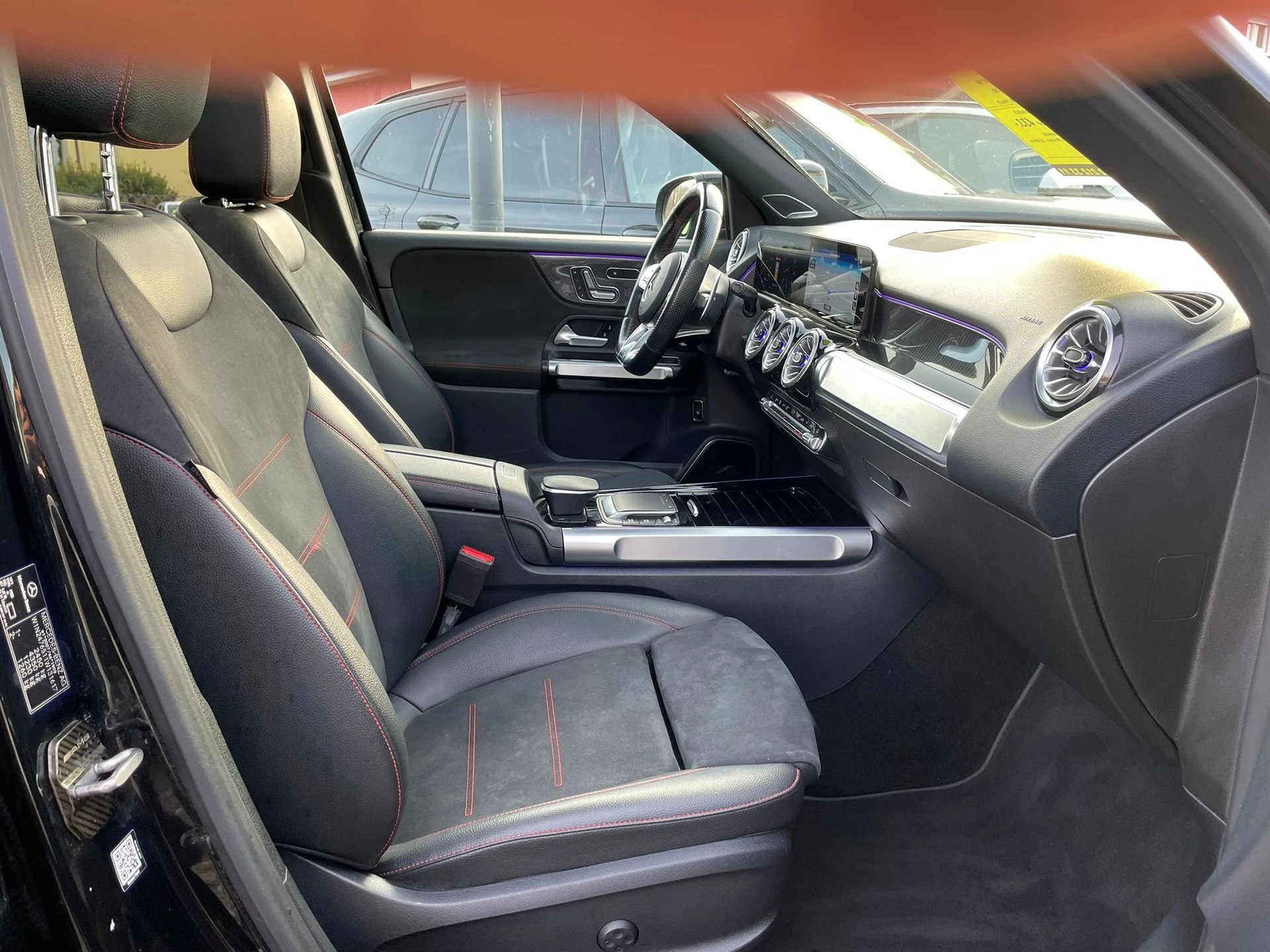 MERCEDES-BENZ GLB 35 AMG 4matic-image-13