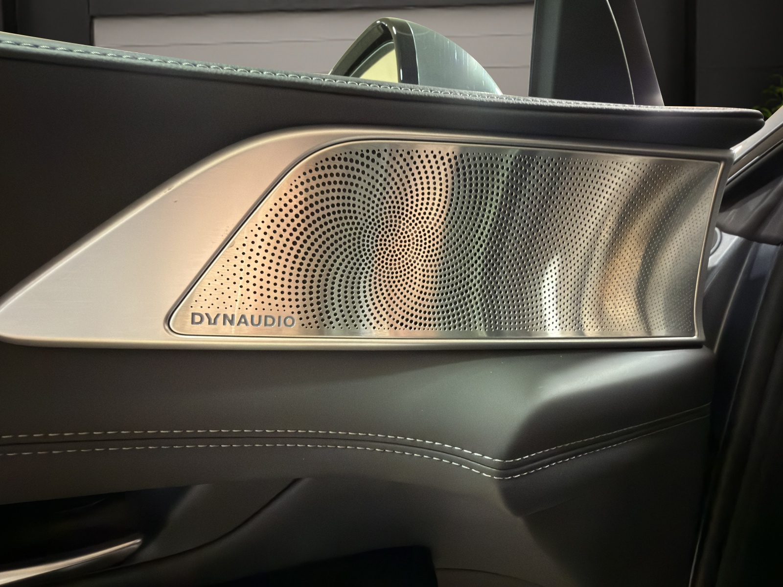 XPENG G9 93kWh Performance AWD-image-14