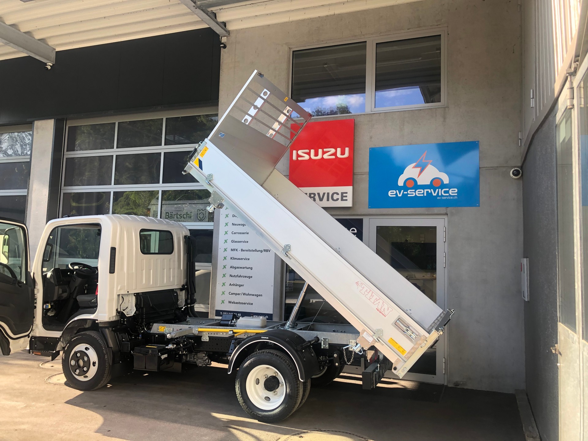 ISUZU M27 2. Generation Isim 9 Gänge-image-10