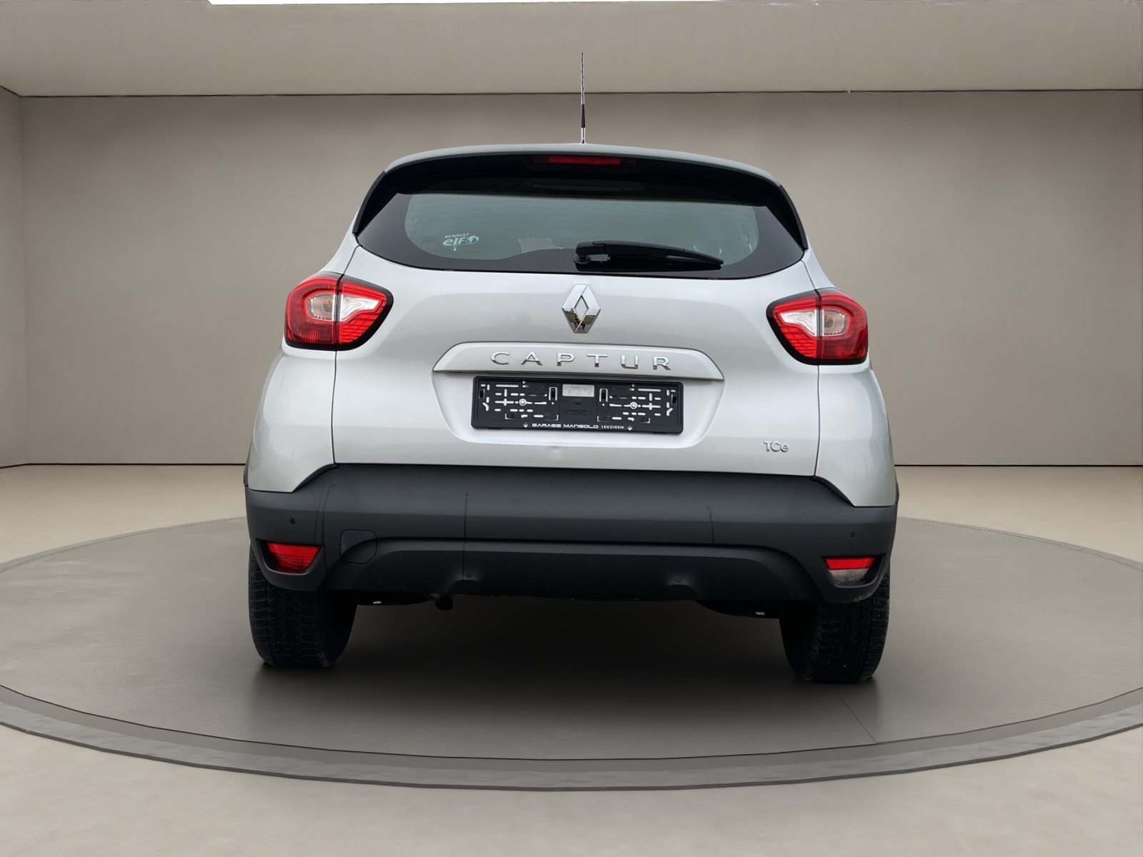 RENAULT Captur 1.2 T 16V Privilège EDC-image-3