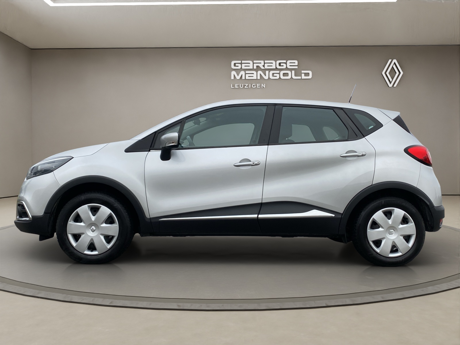 RENAULT Captur 1.2 T 16V Privilège EDC-image-1