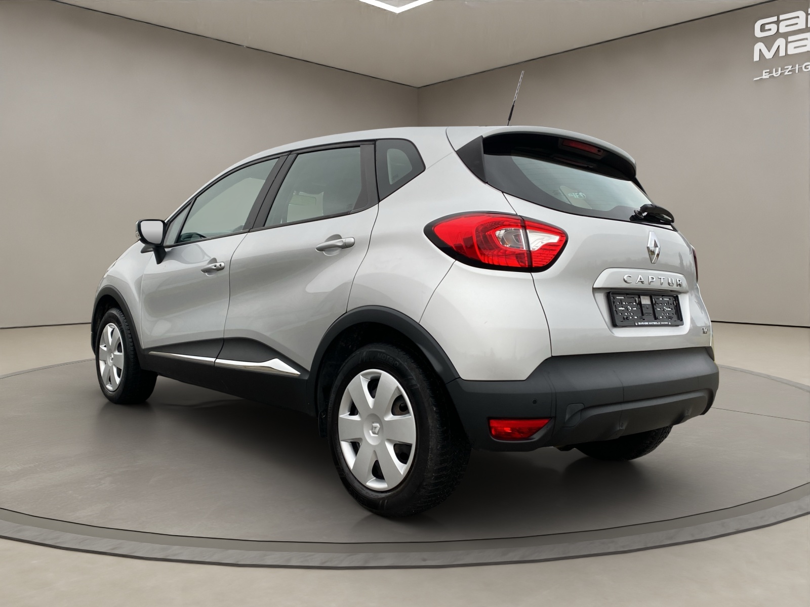 RENAULT Captur 1.2 T 16V Privilège EDC-image-2