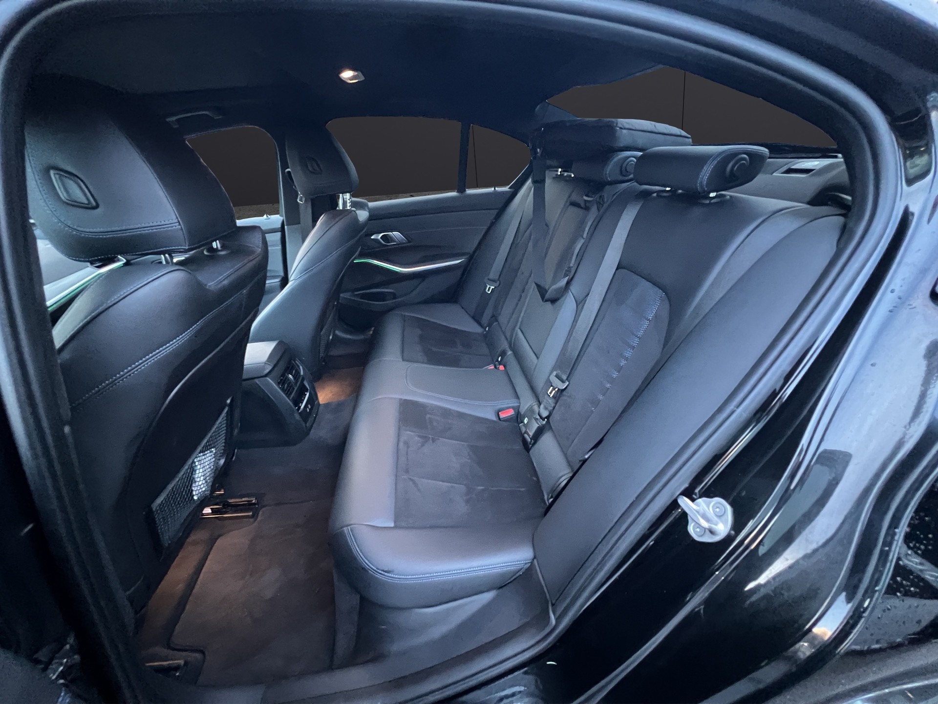 BMW M340d xDrive 48V Steptronic Sport-image-11