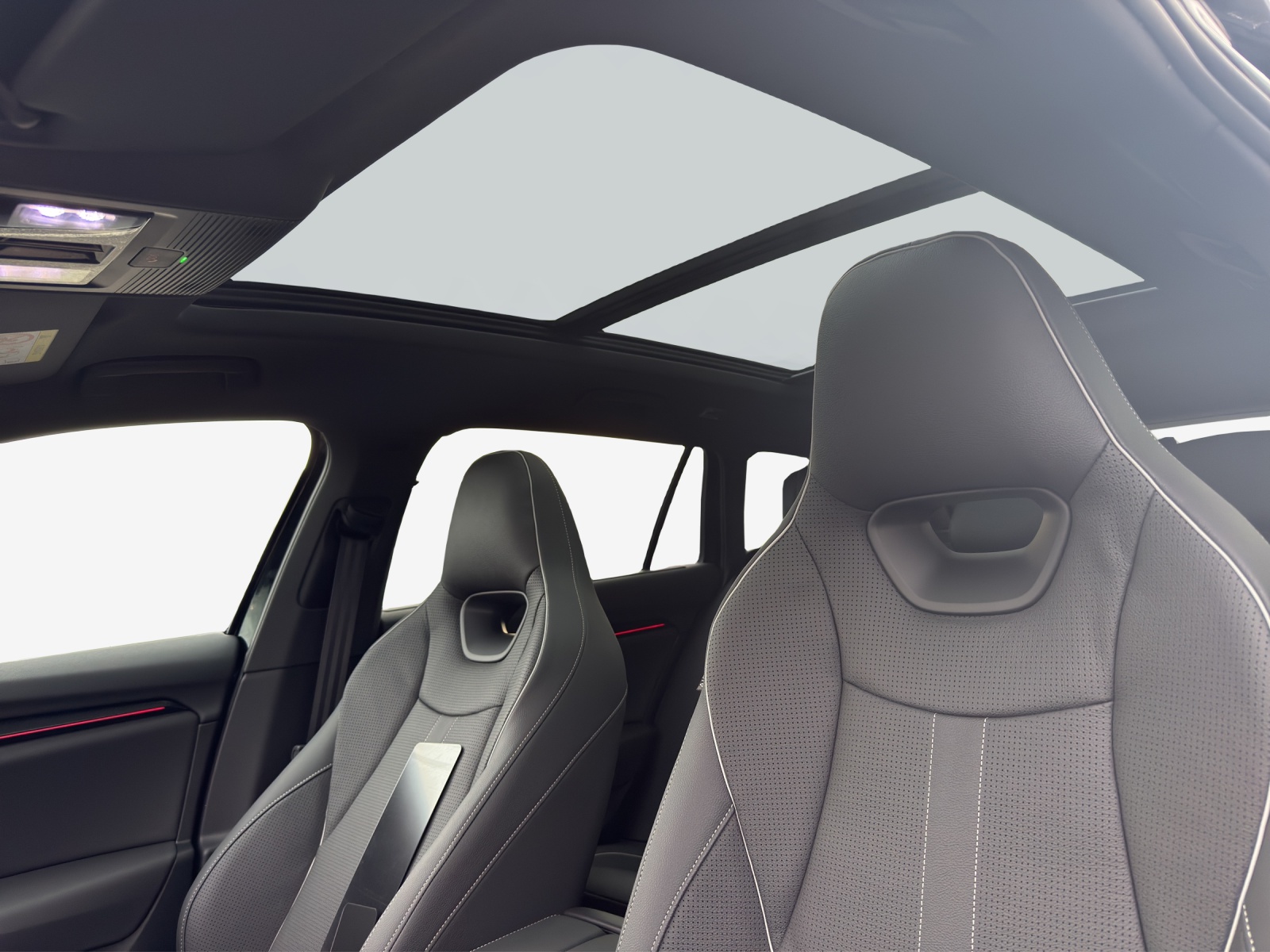SKODA Superb Combi 2.0 TSI Sportline 4x4 DSG-image-14