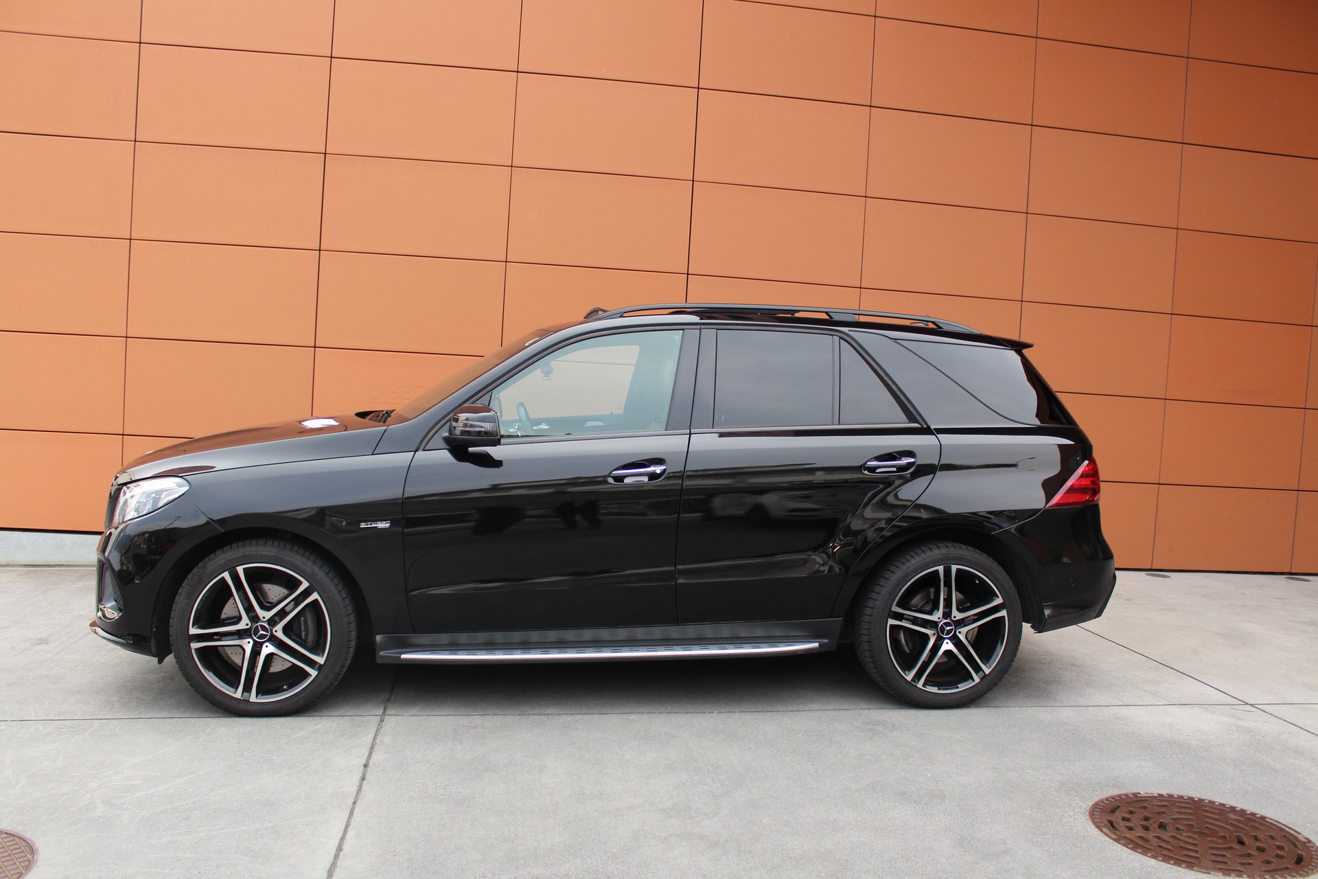 MERCEDES-BENZ GLE 43 AMG Executive 4Matic 9G-Tronic-image-1