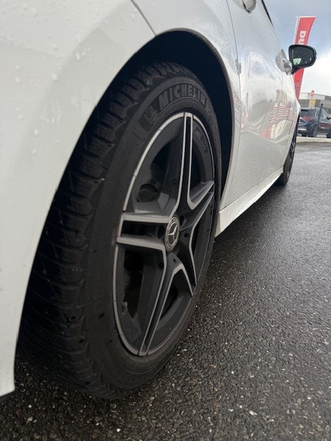 MERCEDES-BENZ A 200 AMG Line 7G-DCT-image-13