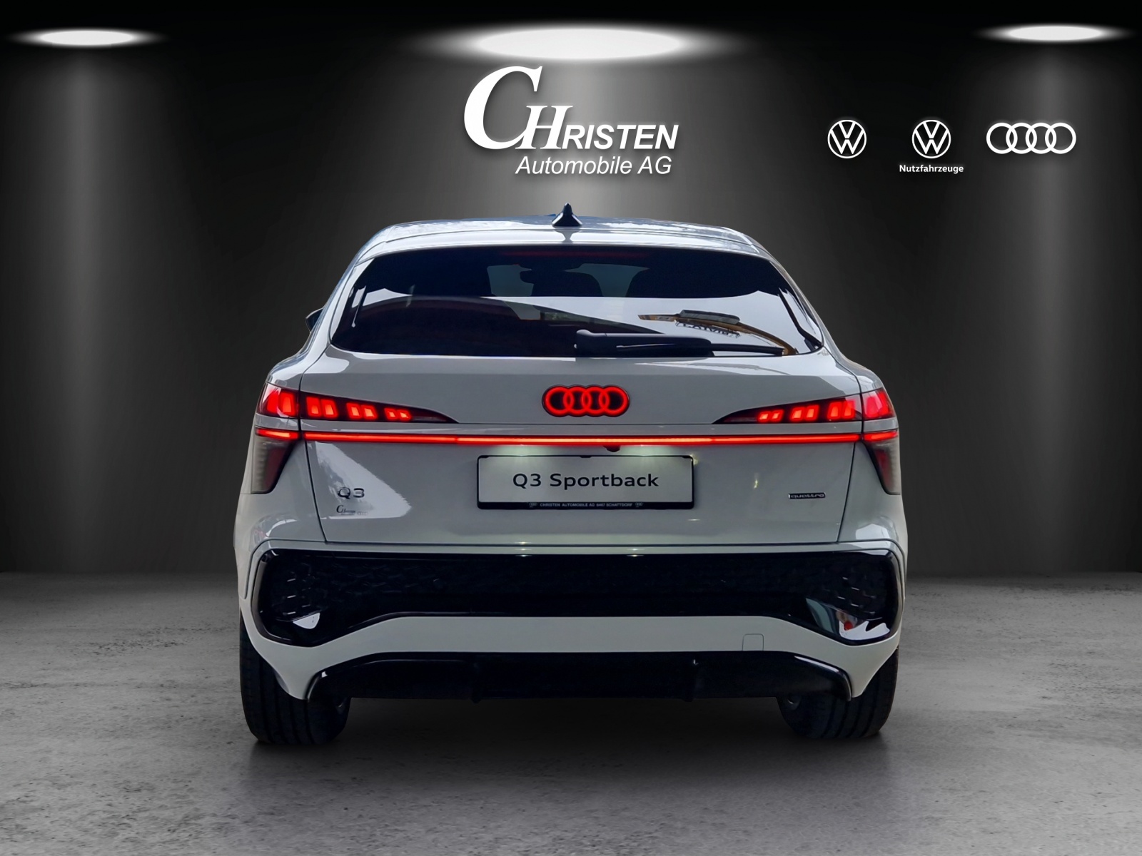 AUDI Q3 Sportback TFSI quattro 195 kW S tronic-image-4