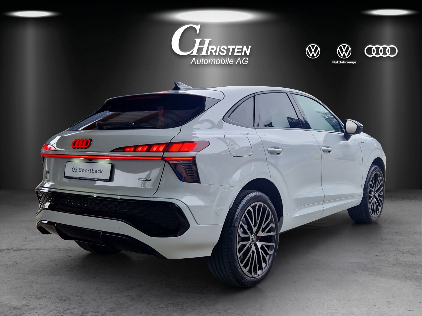AUDI Q3 Sportback TFSI quattro 195 kW S tronic-image-5