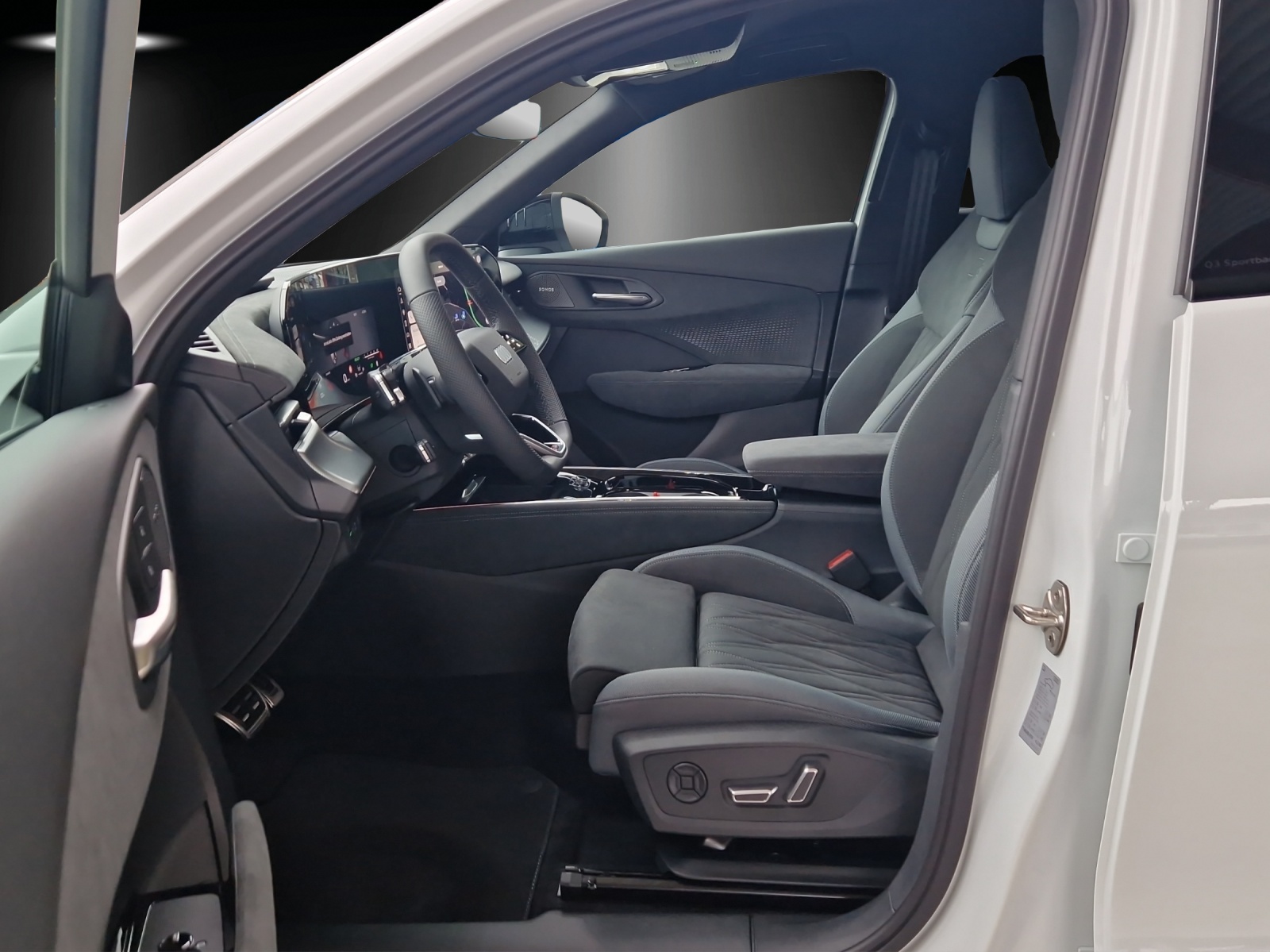 AUDI Q3 Sportback TFSI quattro 195 kW S tronic-image-9