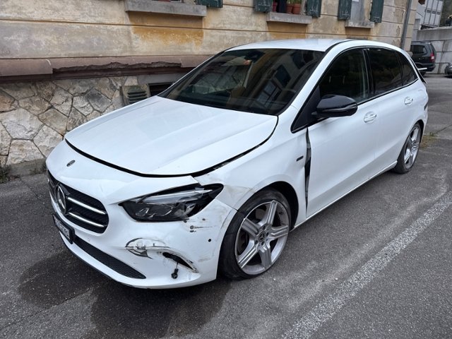 MERCEDES-BENZ B 250 e Progressive 8G-DCT-image-2