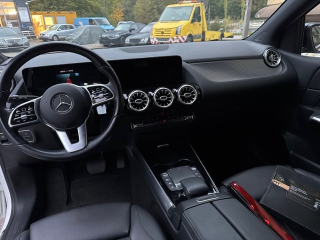 MERCEDES-BENZ B 250 e Progressive 8G-DCT-image-7